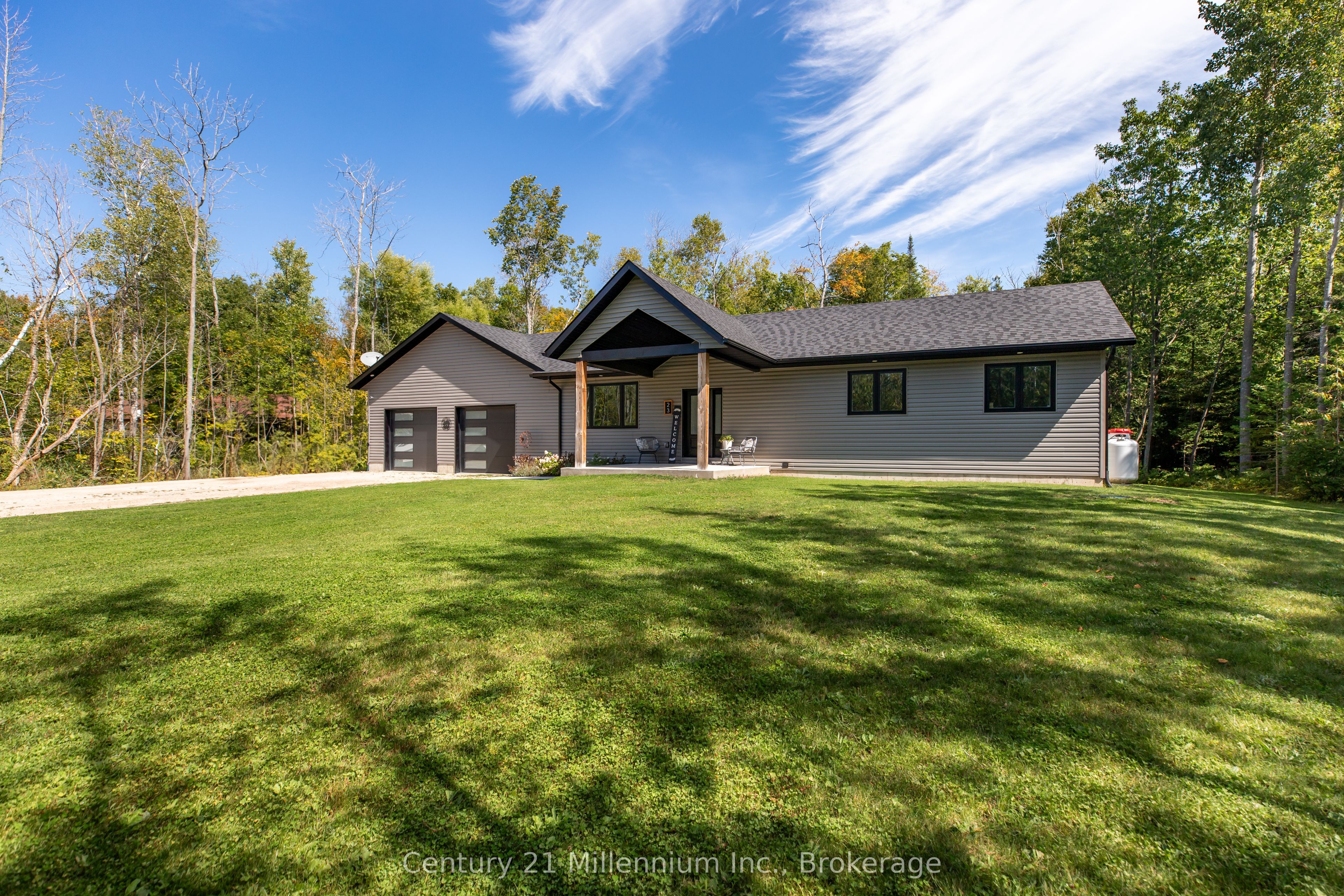 23 Hemlock Road Property Photo 5