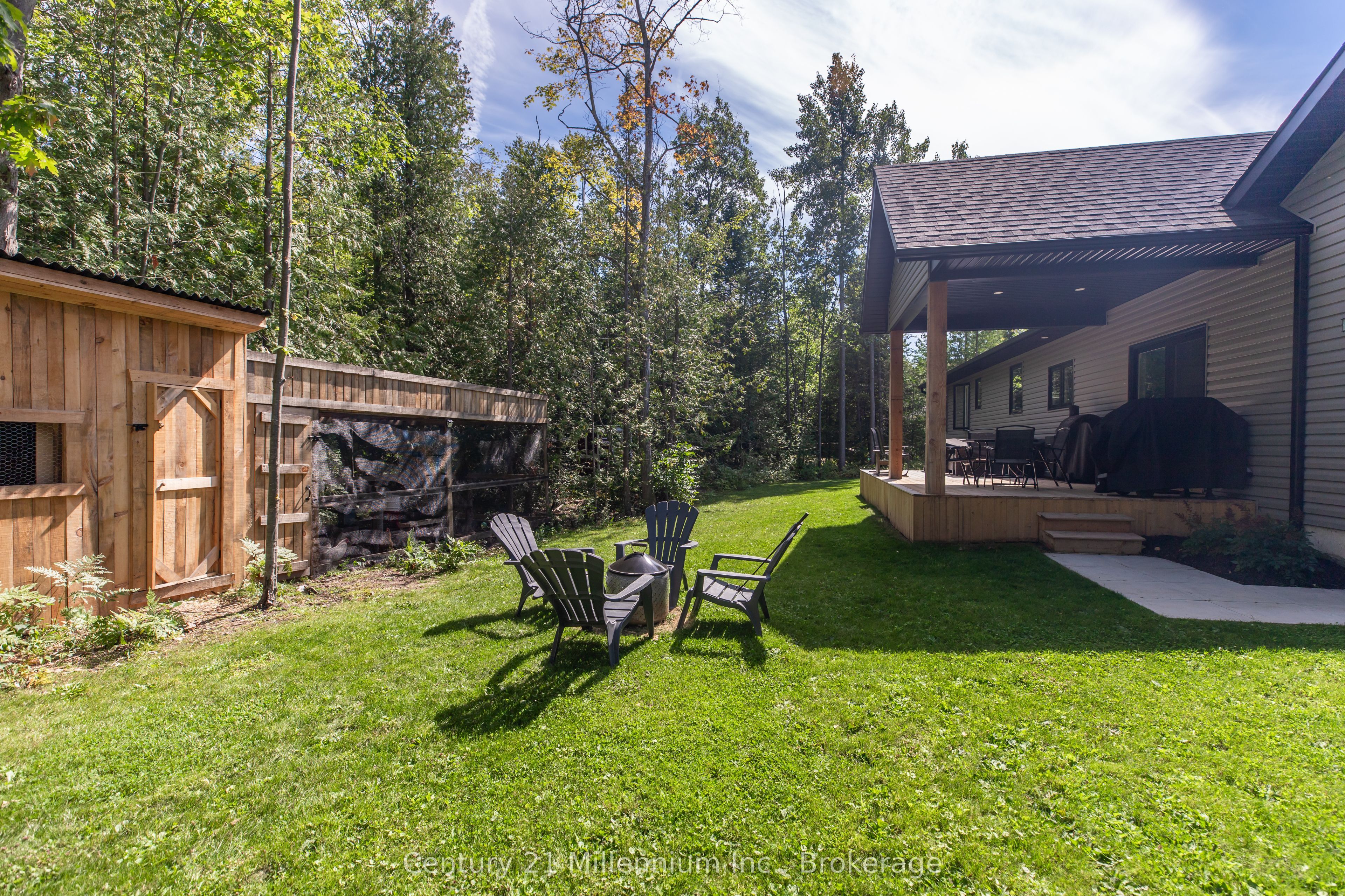 23 Hemlock Road Property Photo 10