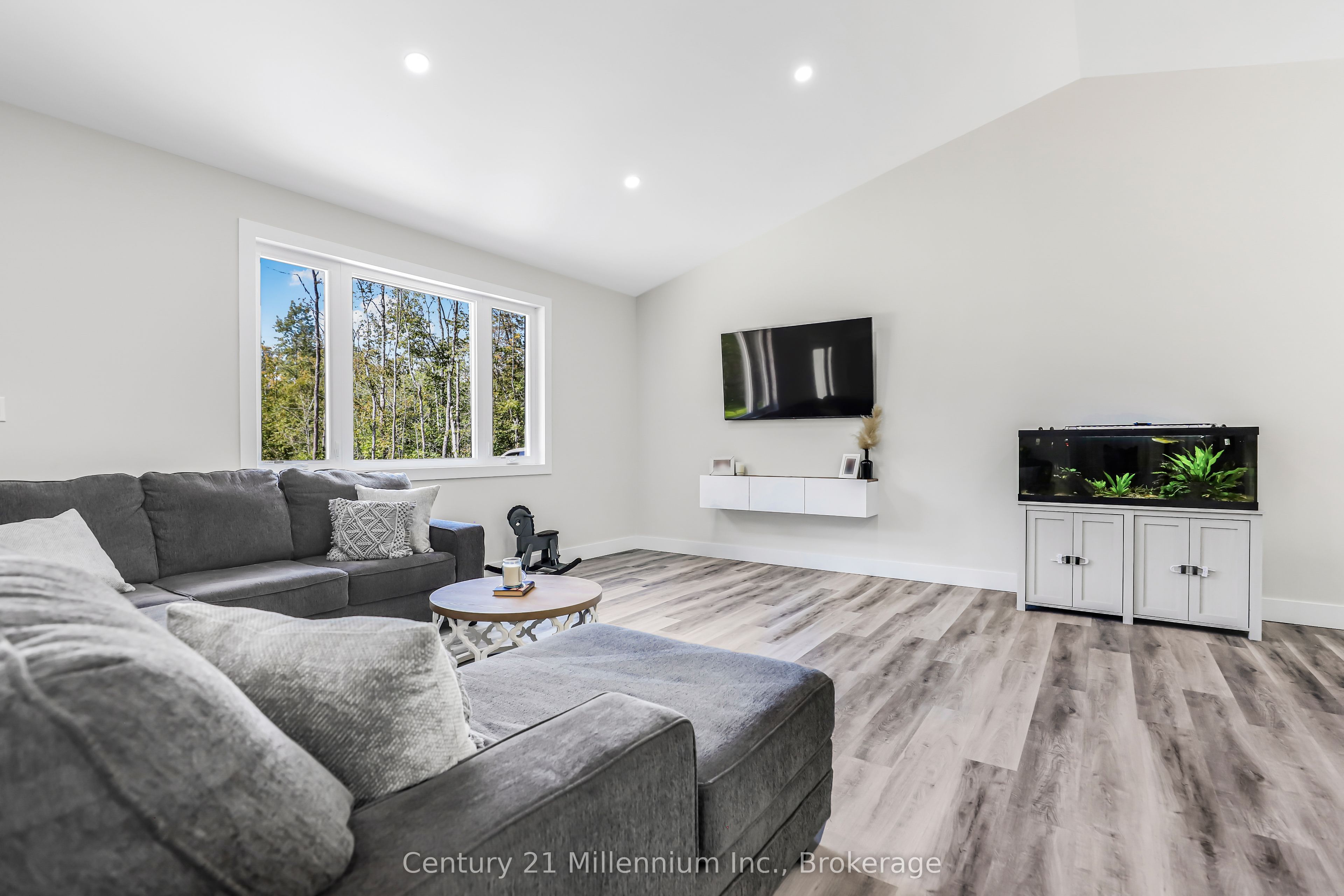 23 Hemlock Road Property Photo 24