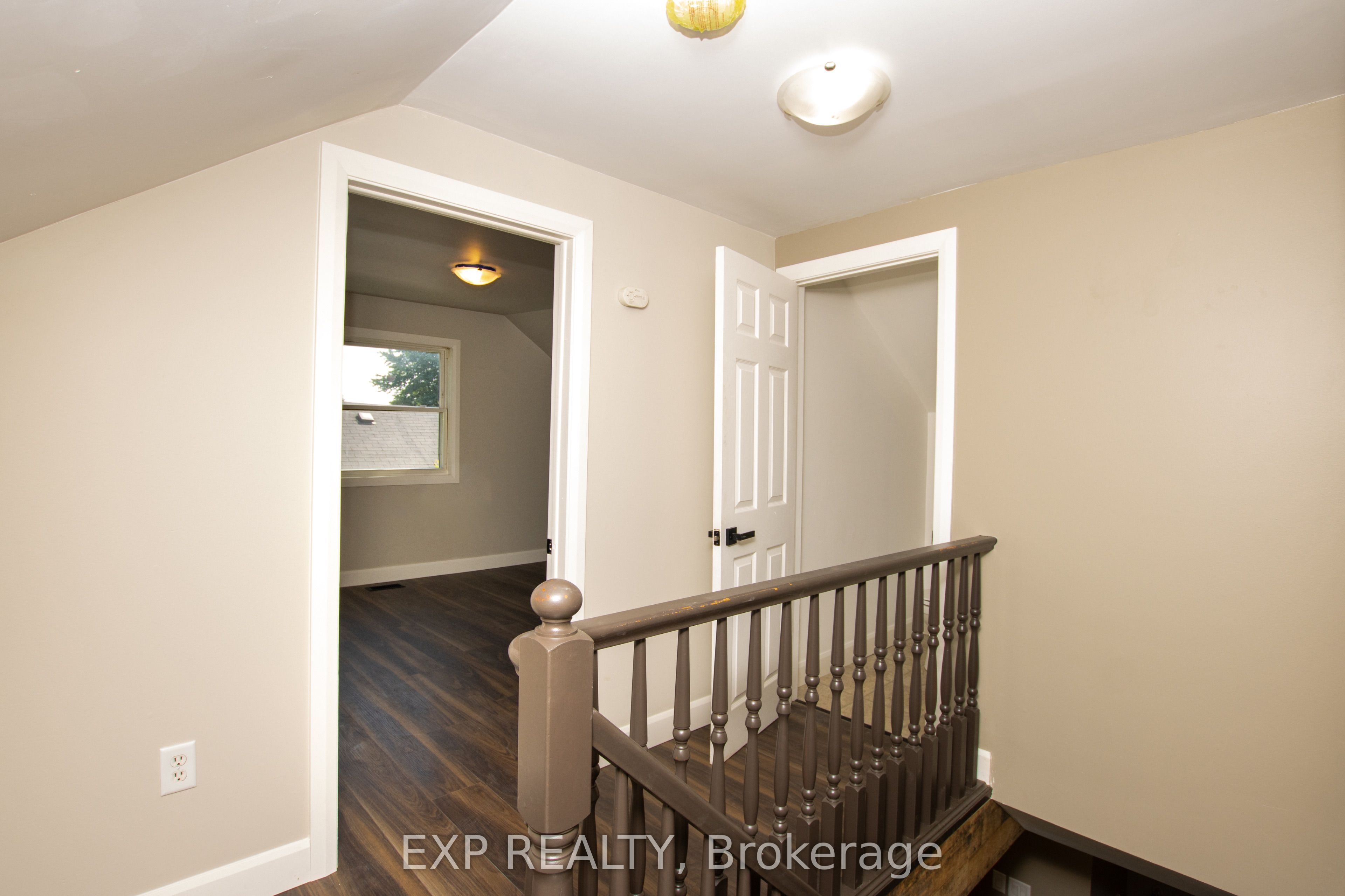 190 Munroe Street Property Photo 18