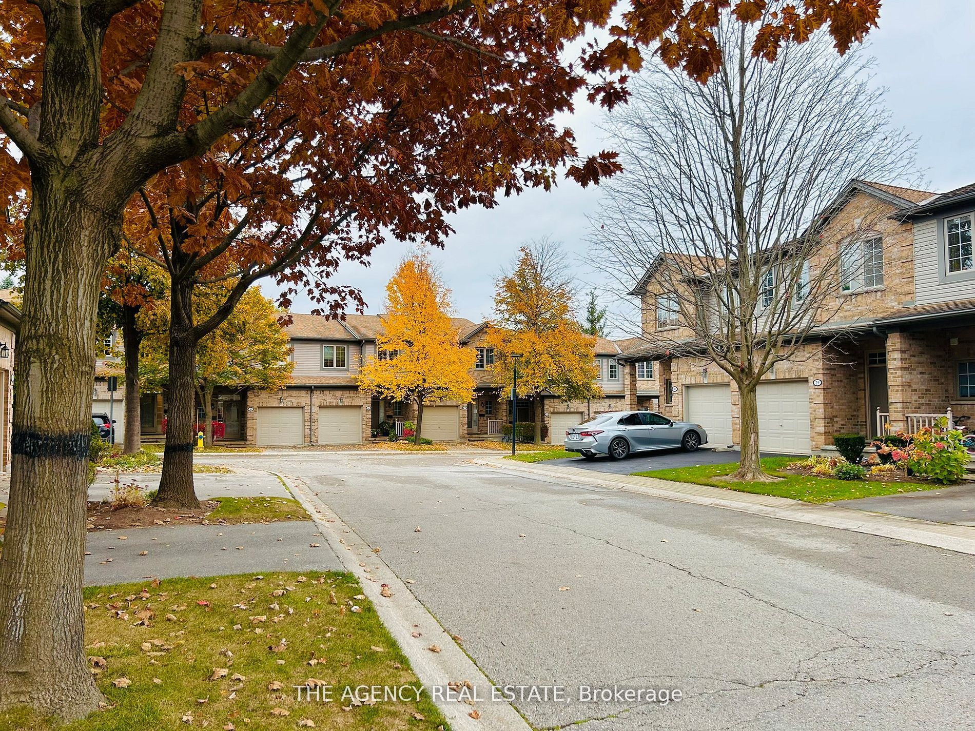 185 North Centre Road 4 Property Photo 3