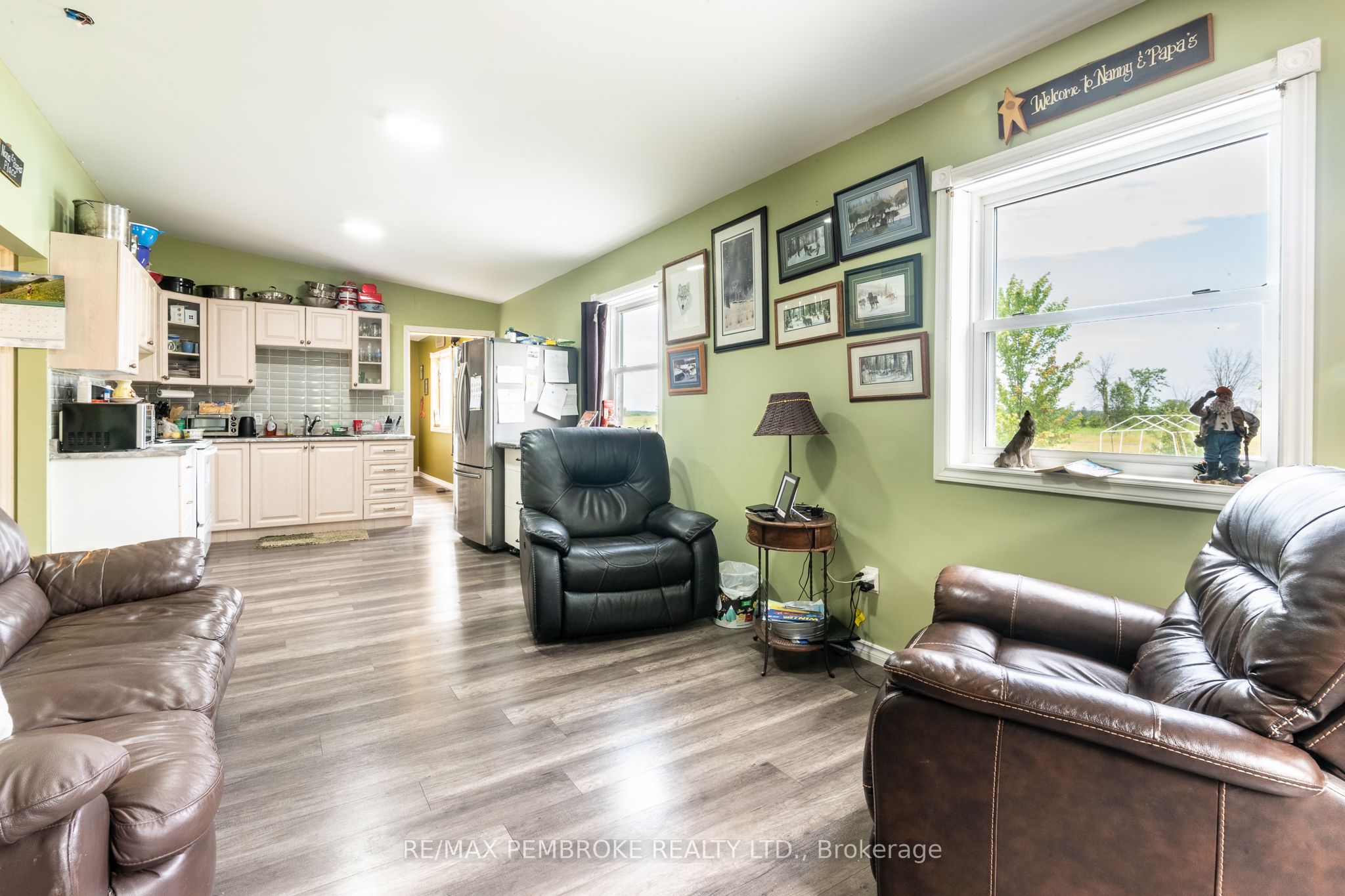1890 Queensline Road Property Photo 29