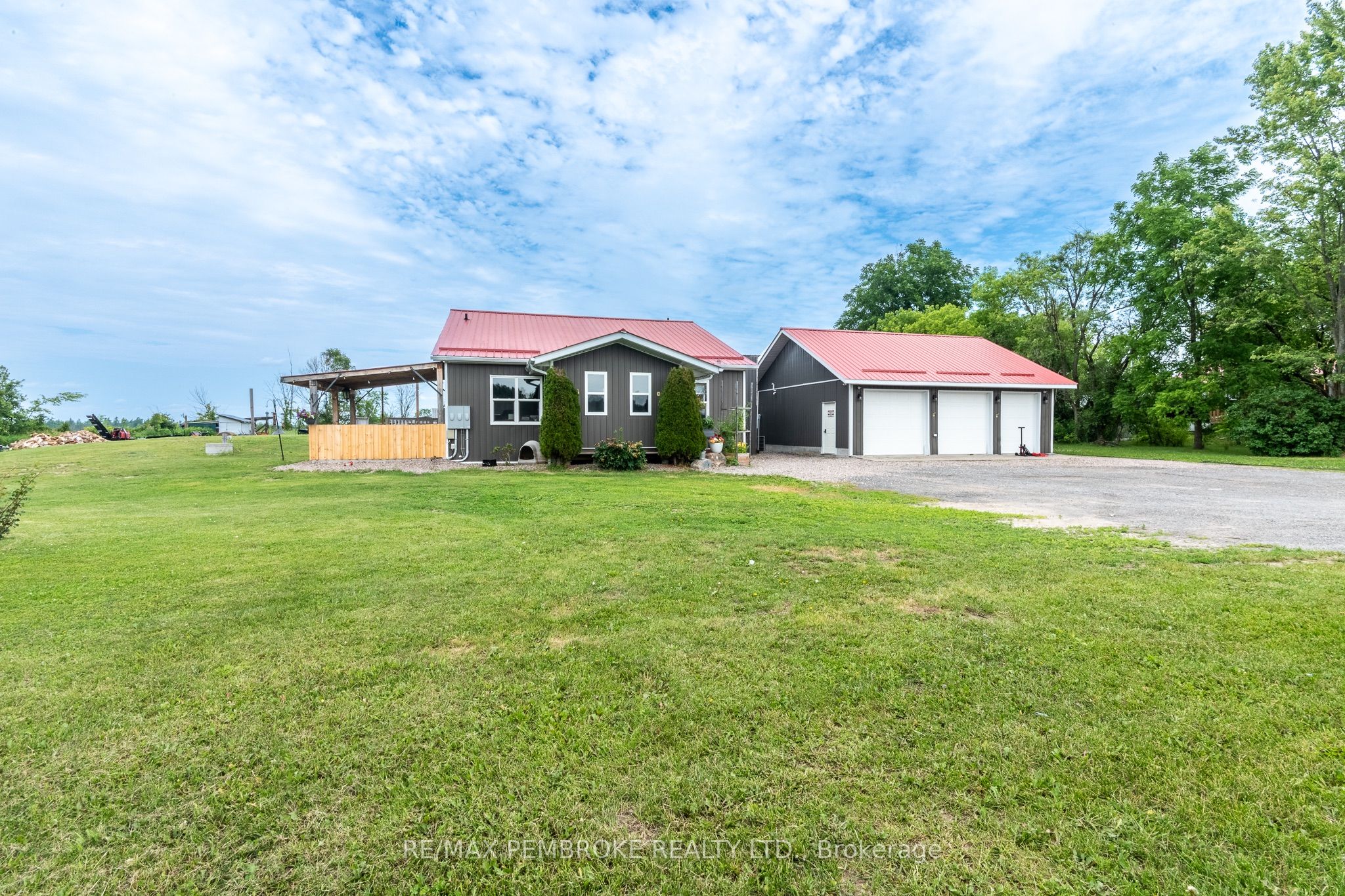 1890 Queensline Road Property Photo 46