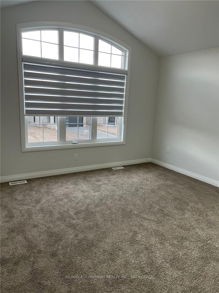 45 Bur Oak Drive Property Photo 11