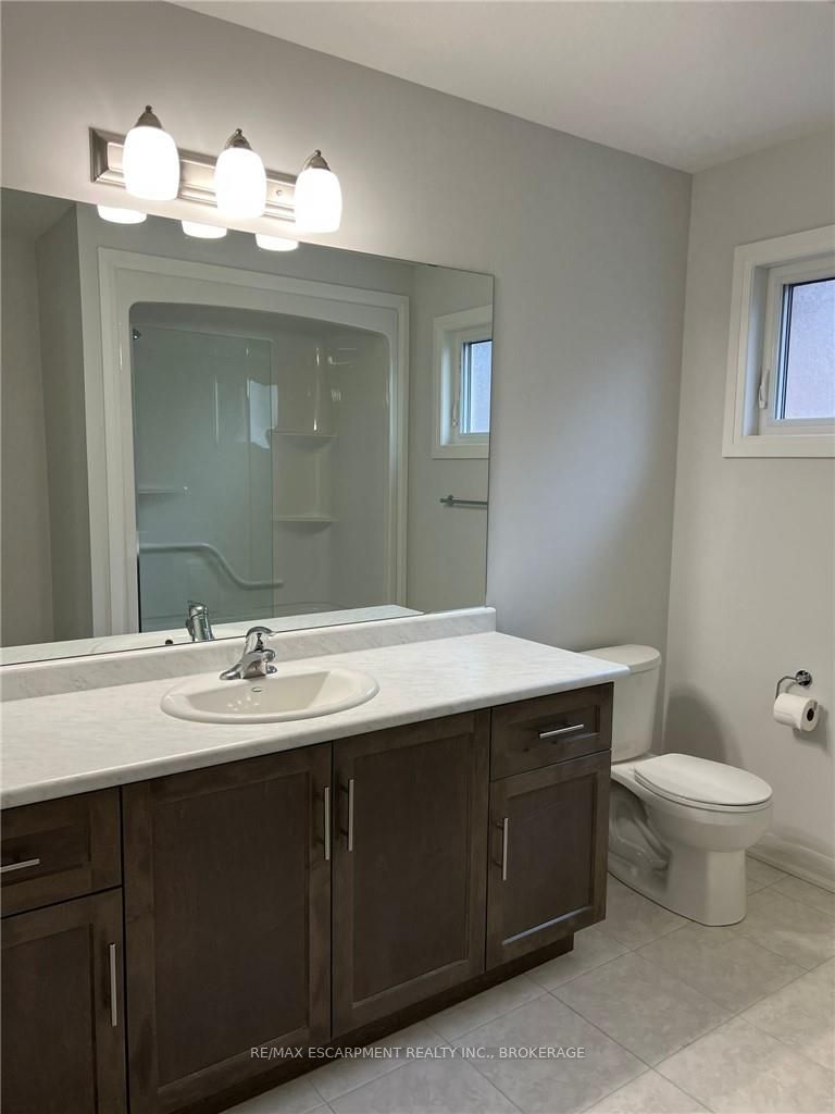 45 Bur Oak Drive Property Photo 12