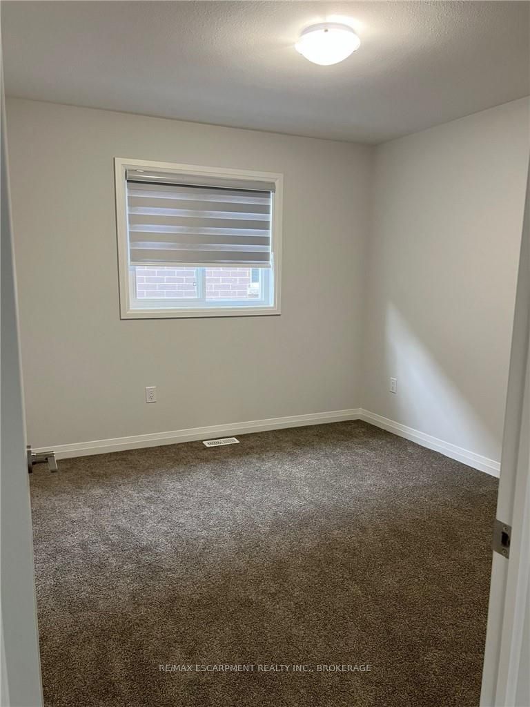 45 Bur Oak Drive Property Photo 14