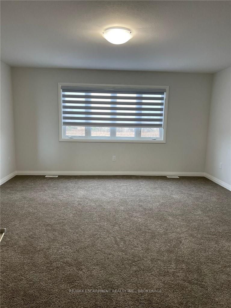 45 Bur Oak Drive Property Photo 15