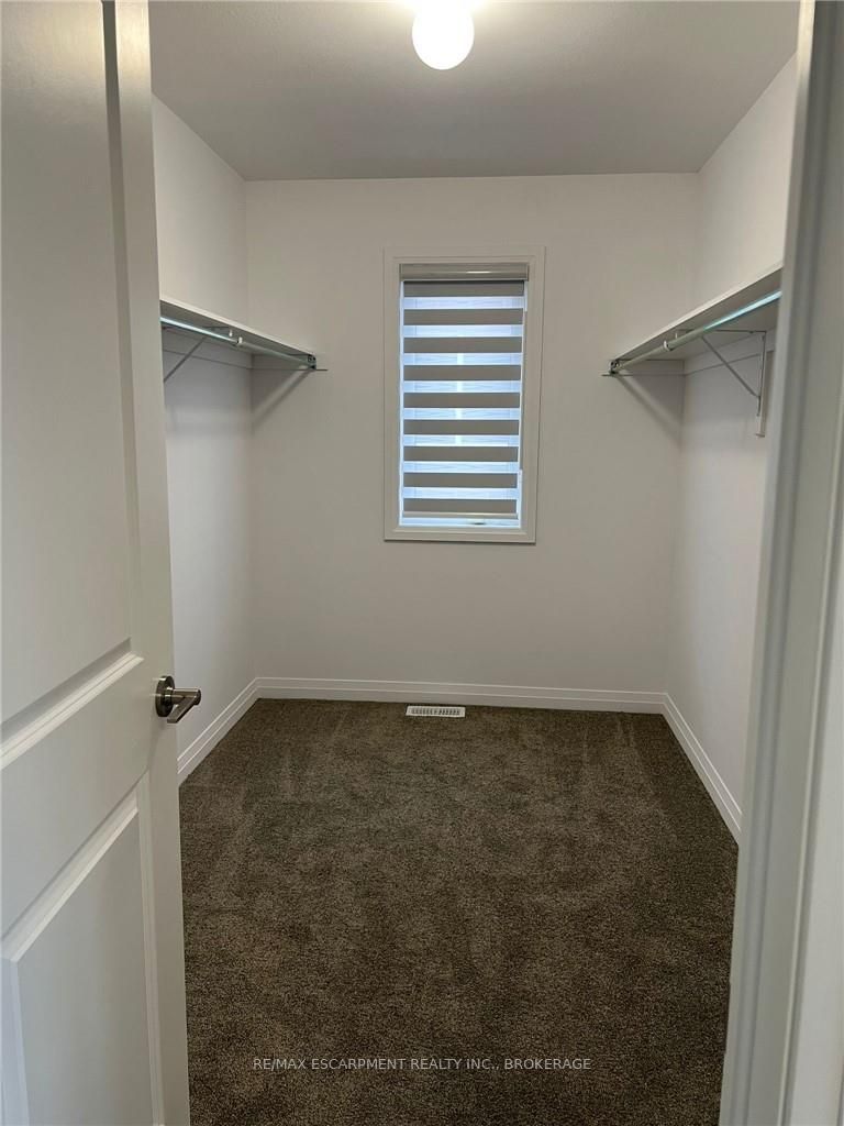 45 Bur Oak Drive Property Photo 20