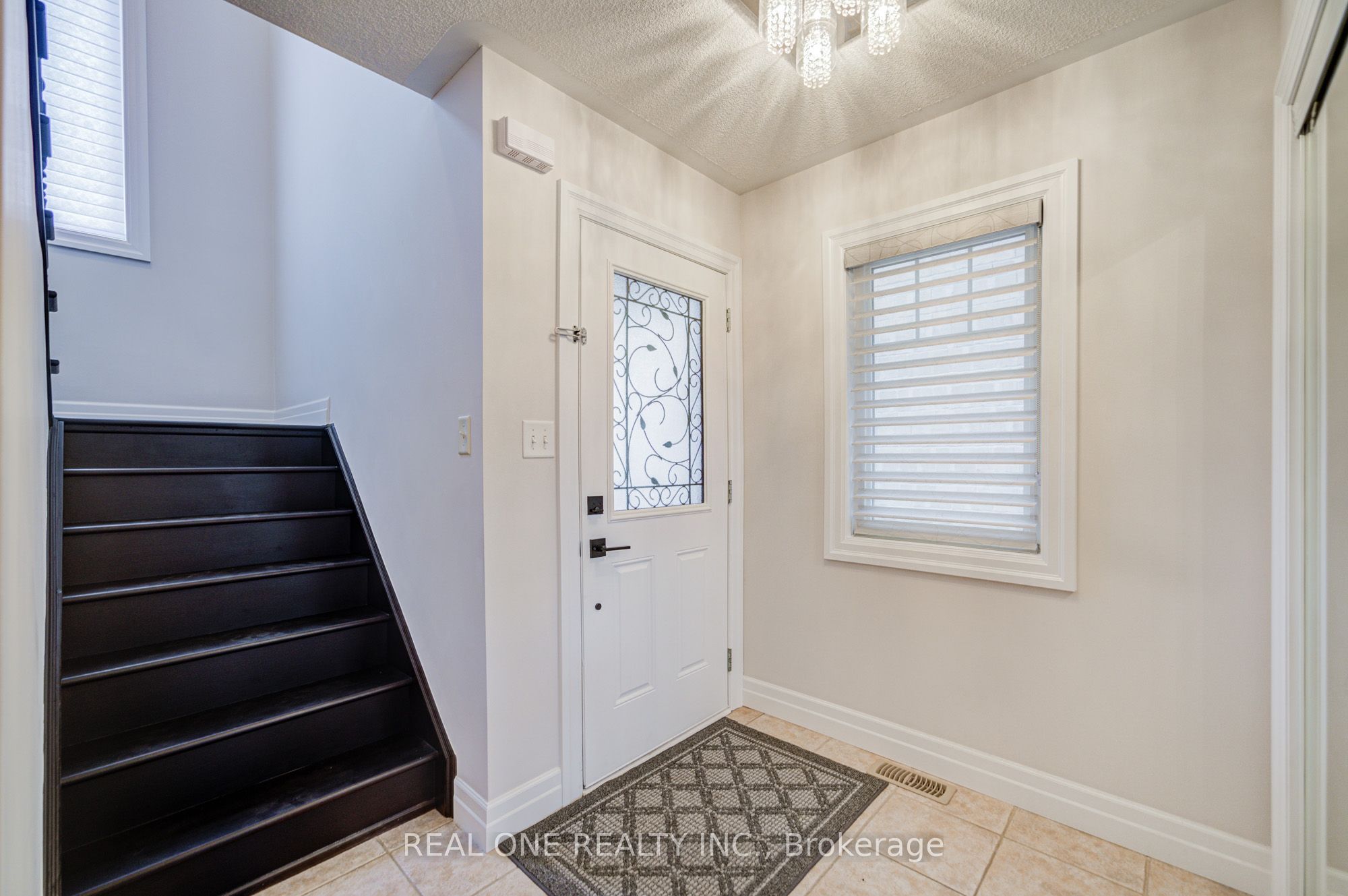 27 Cranston Street Upper Property Photo 15