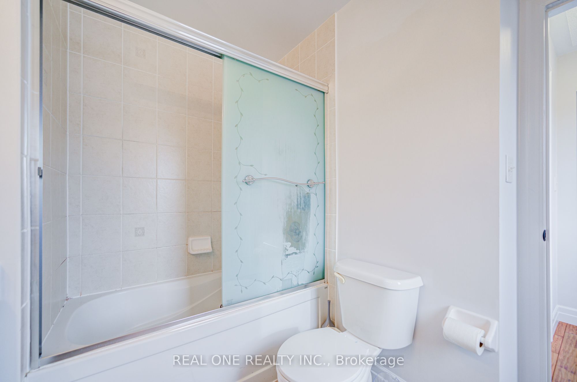 27 Cranston Street Upper Property Photo 20