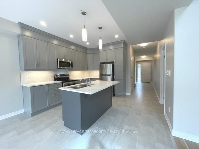 45 Dorchester Boulevard 22 Property Photo 5