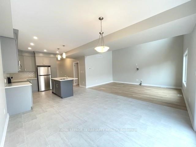 45 Dorchester Boulevard 22 Property Photo 10