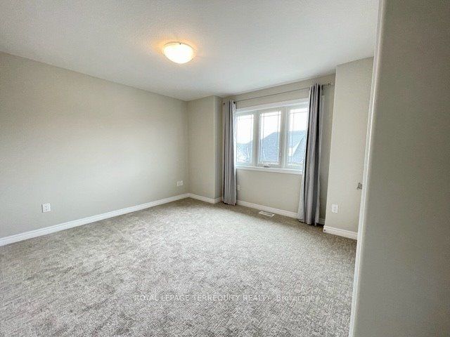 45 Dorchester Boulevard 22 Property Photo 26
