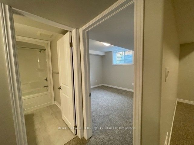 45 Dorchester Boulevard 22 Property Photo 34