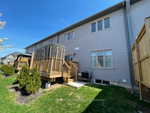 45 Dorchester Boulevard 22 Property Photo 44
