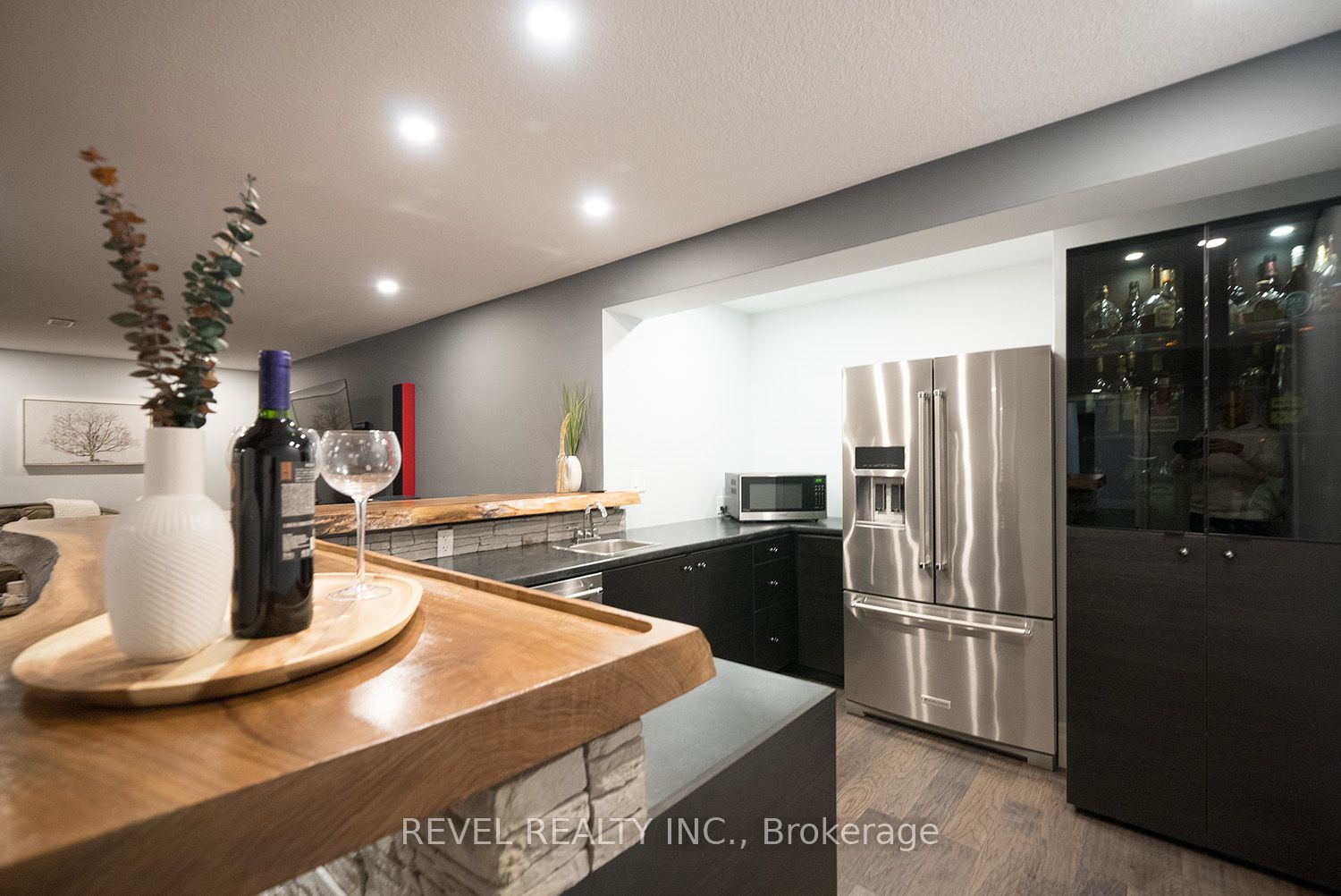 21 Tedley Boulevard Property Photo 29