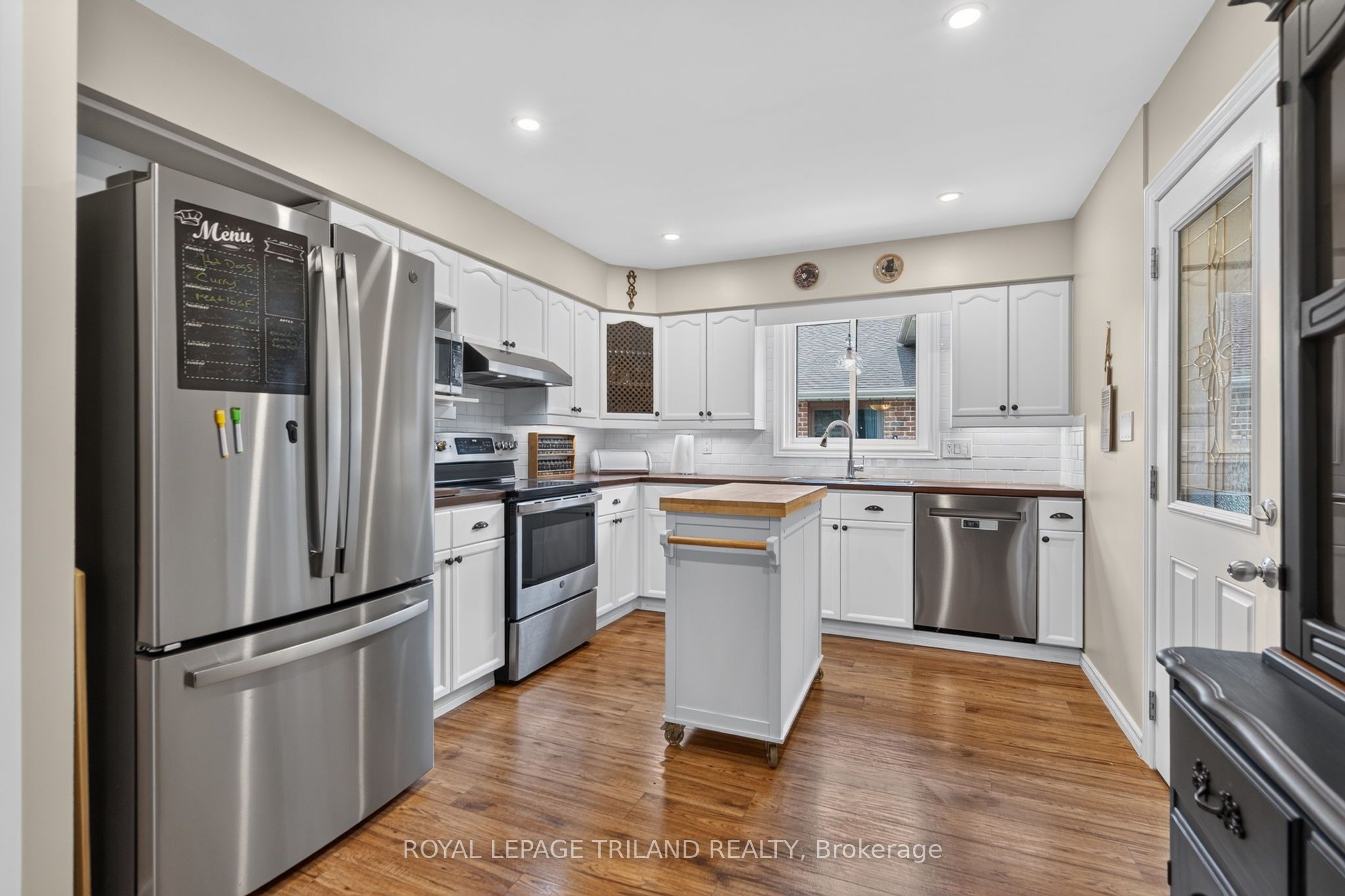56 Parkview Crescent Property Photo 8