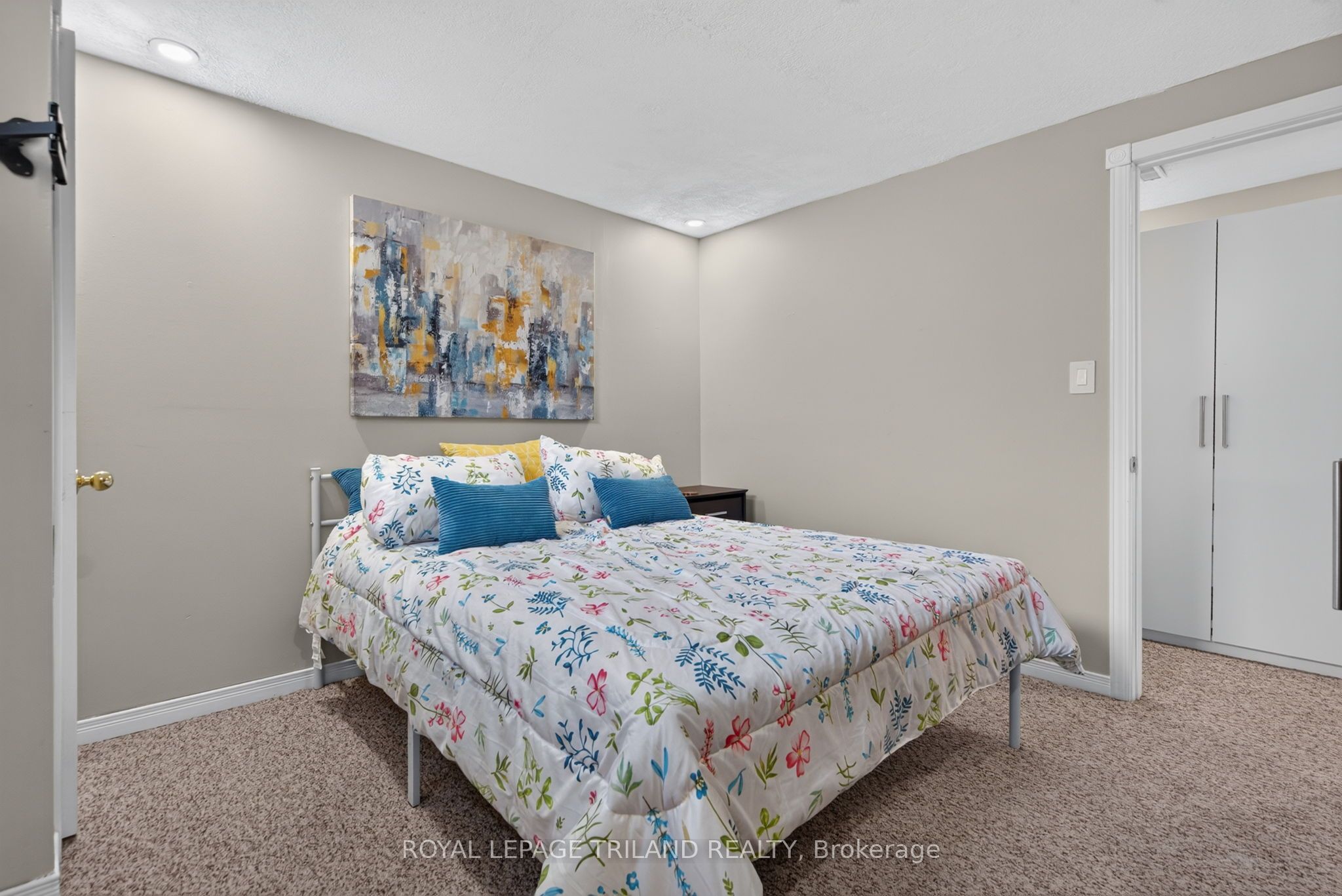 56 Parkview Crescent Property Photo 35