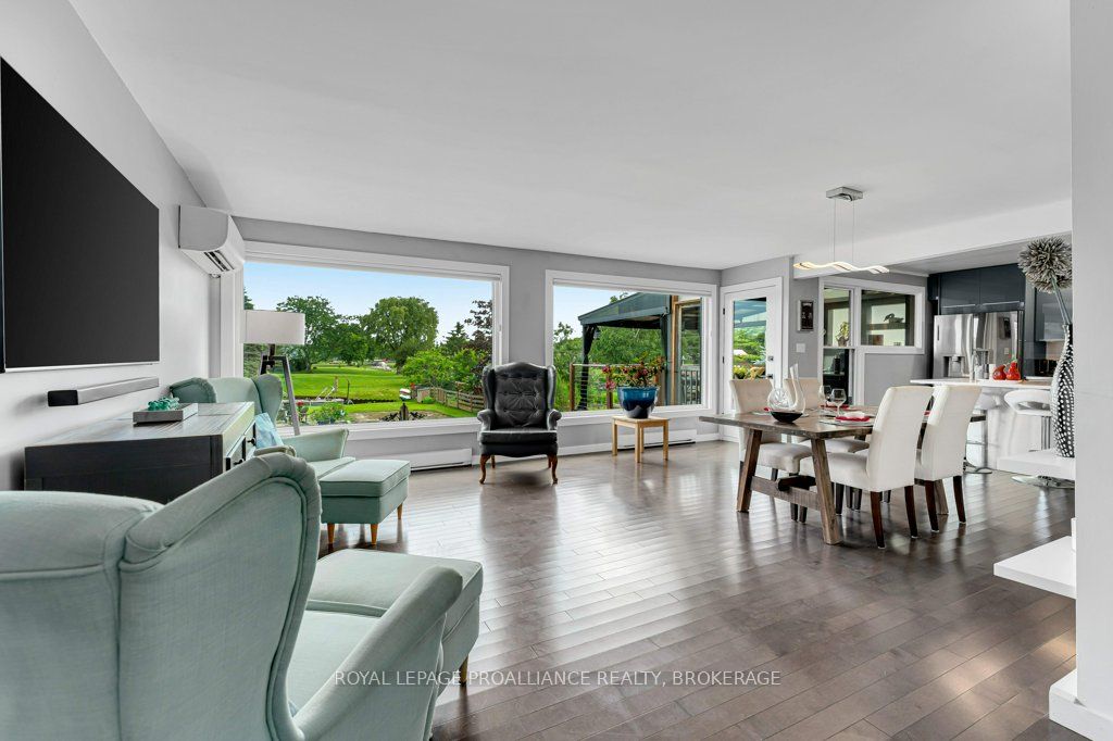 25 Willowbank Road E Property Photo 14
