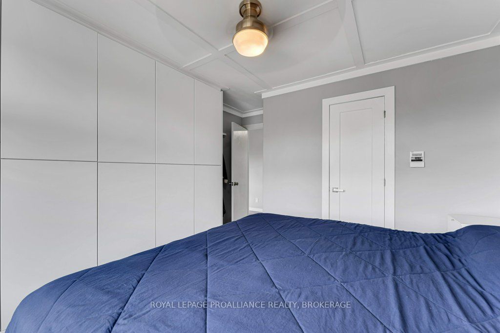 25 Willowbank Road E Property Photo 21