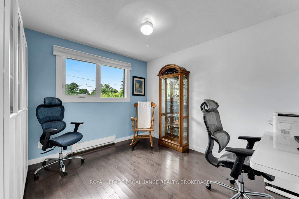25 Willowbank Road E Property Photo 27