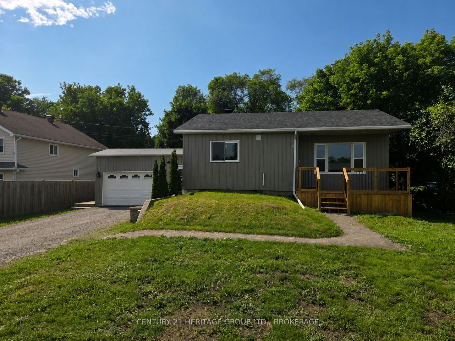 7510 Roger Stevens Drive Property Photo 1