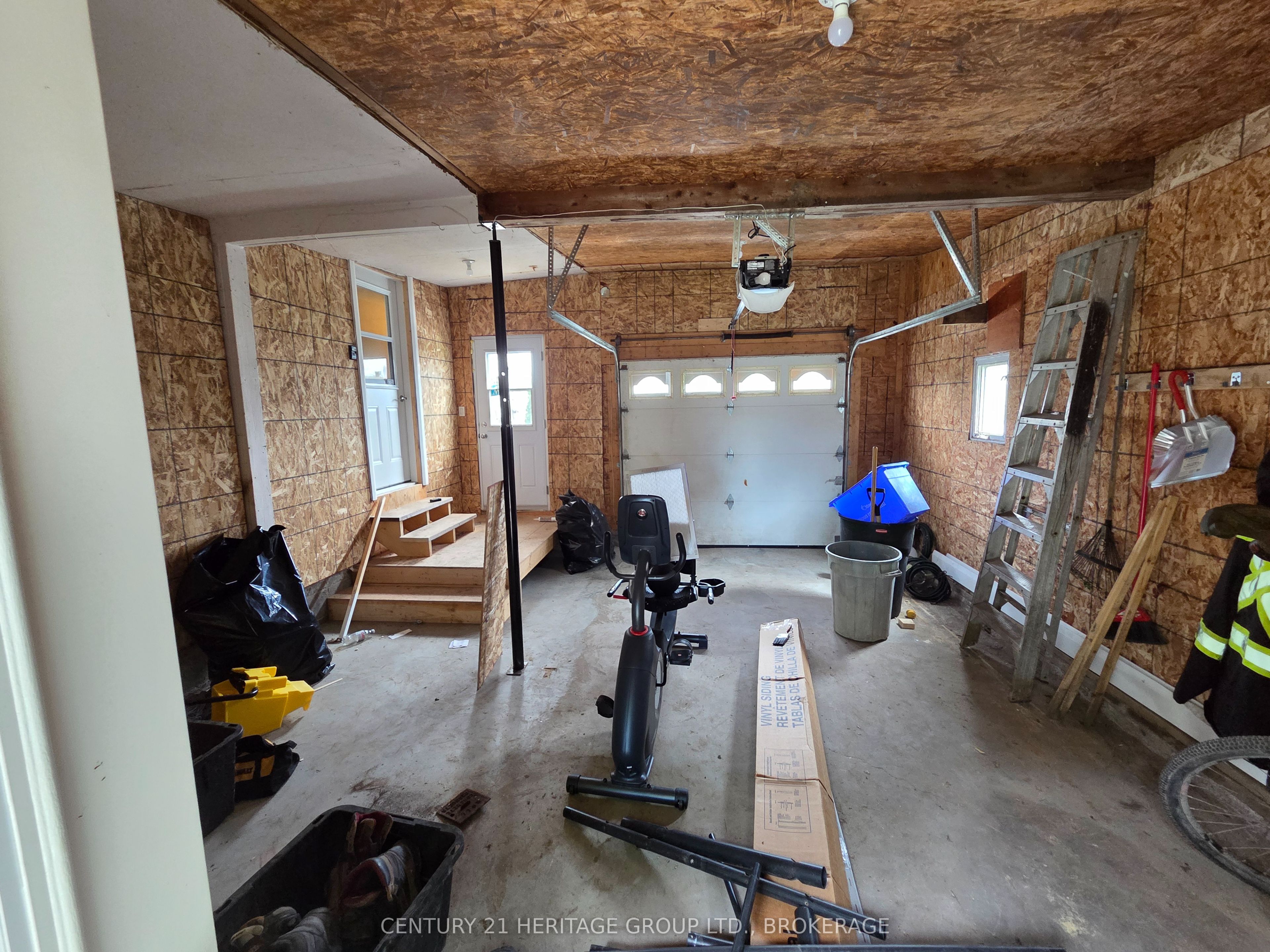 7510 Roger Stevens Drive Property Photo 14
