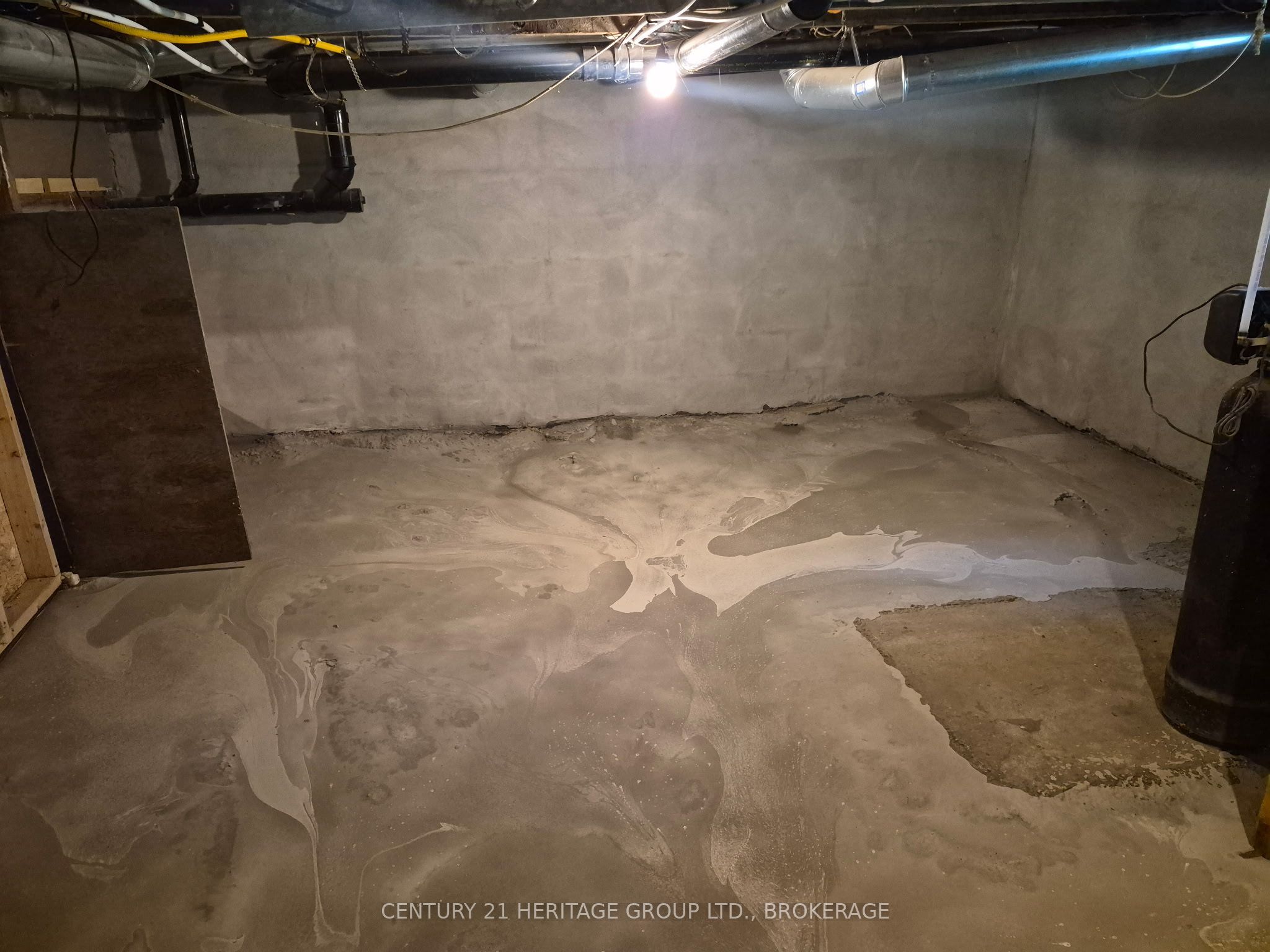 7510 Roger Stevens Drive Property Photo 21