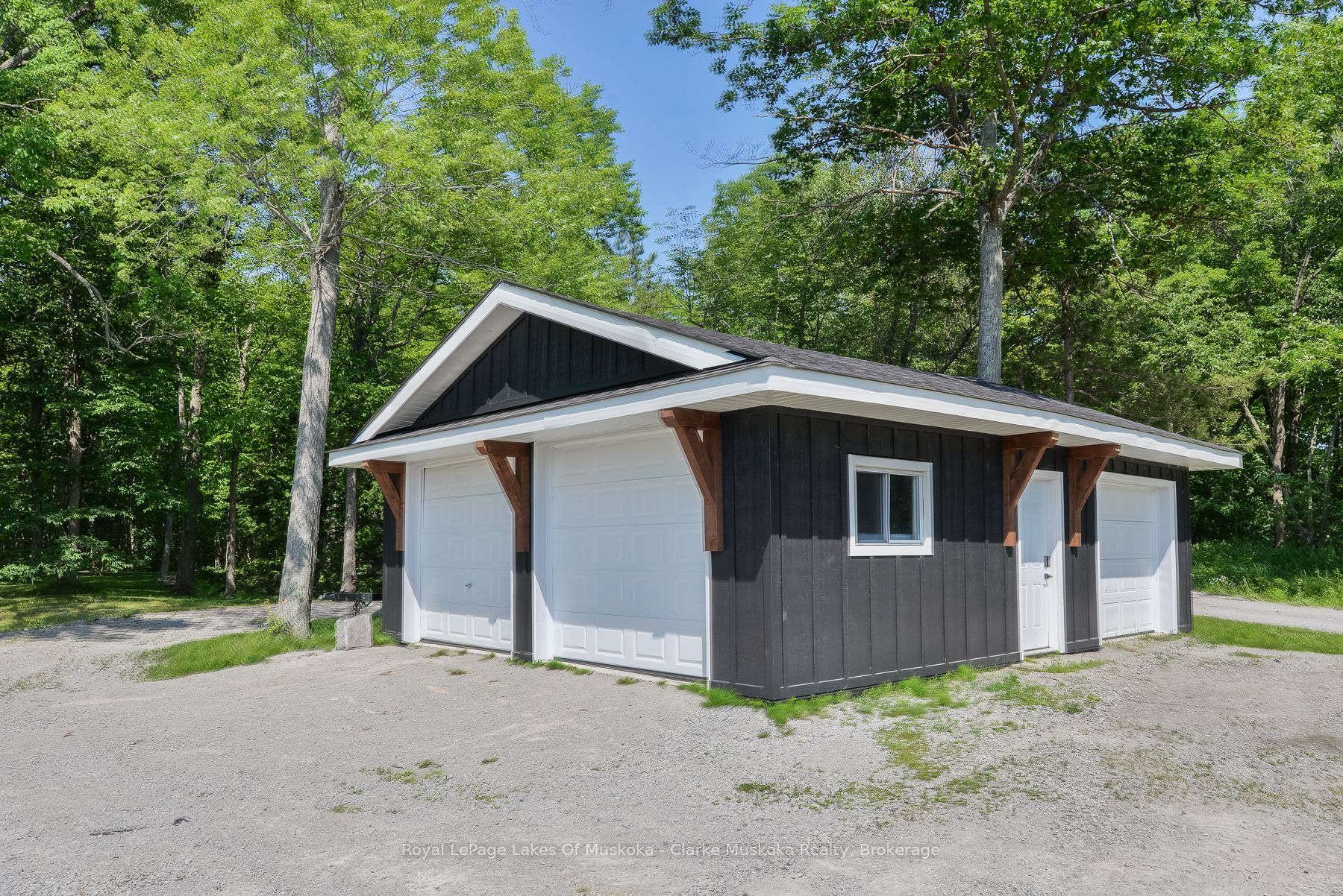 21 Ellery Road Property Photo 33