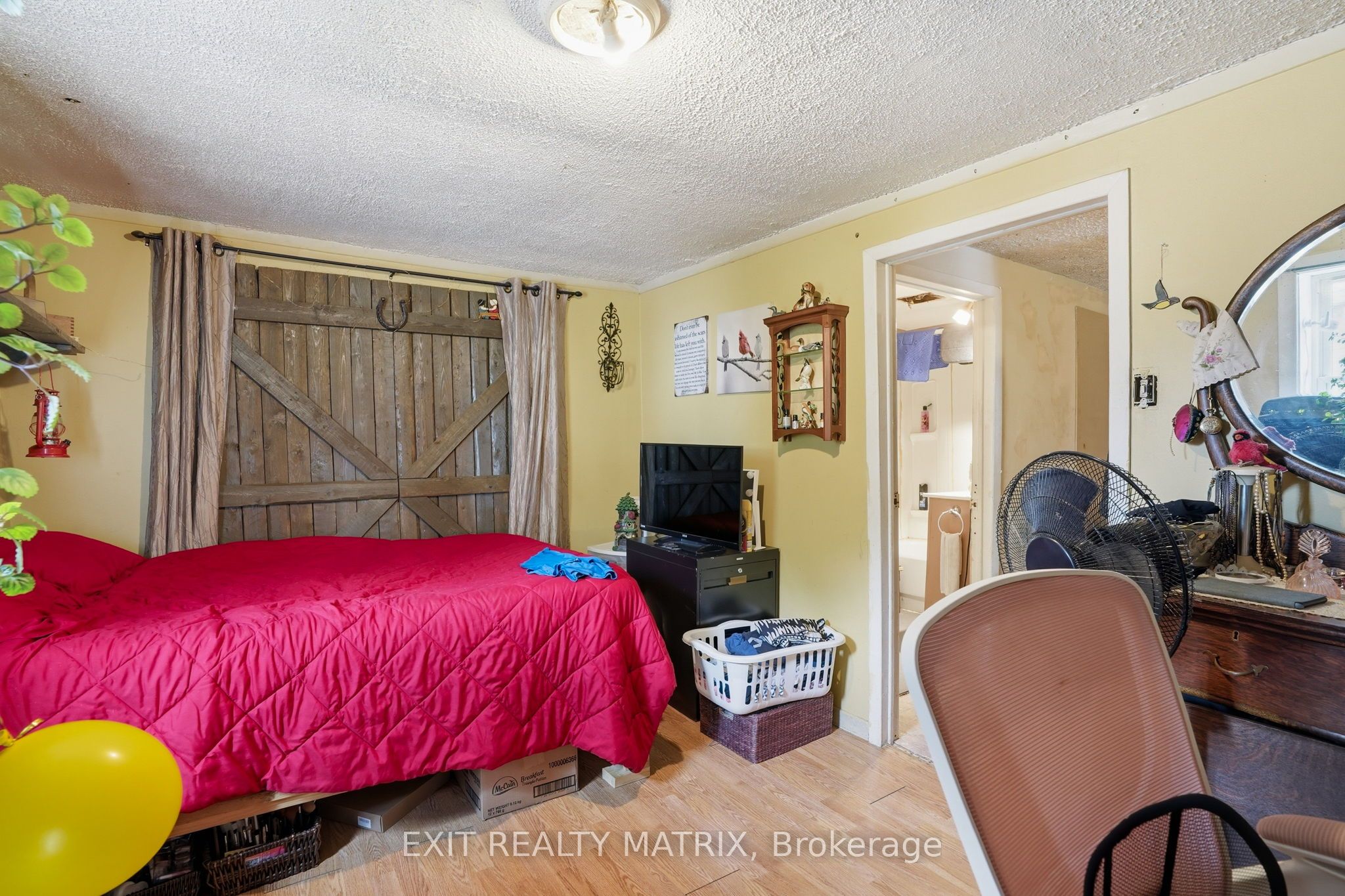 10 Peter Street Property Photo 19
