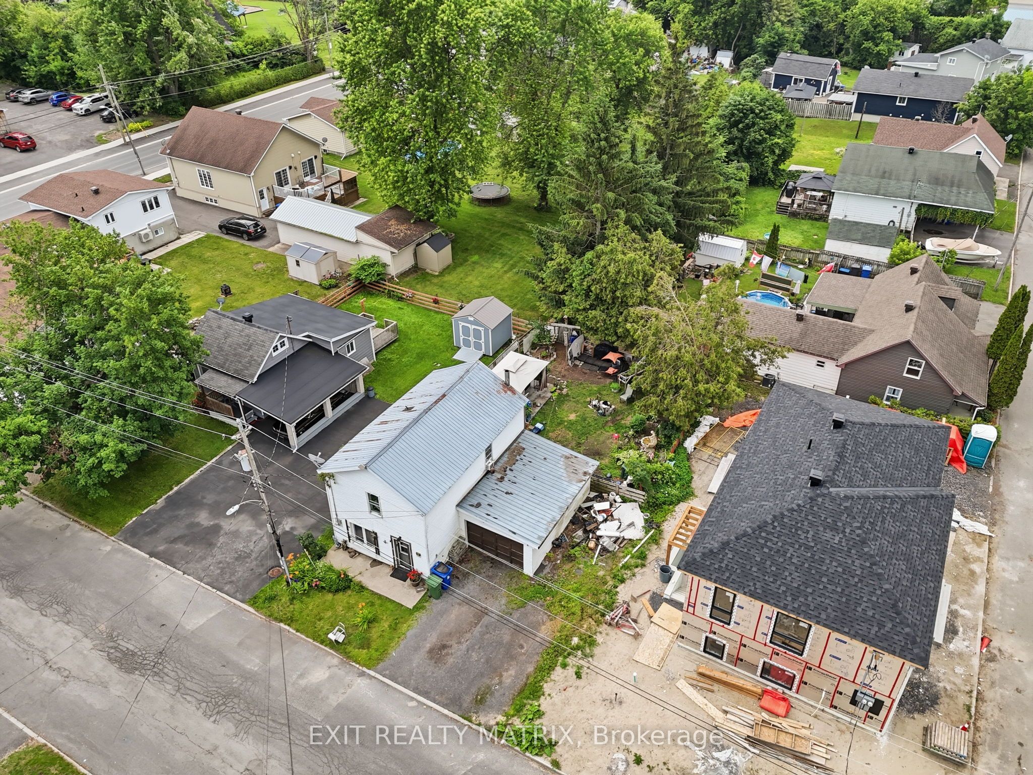 10 Peter Street Property Photo 26