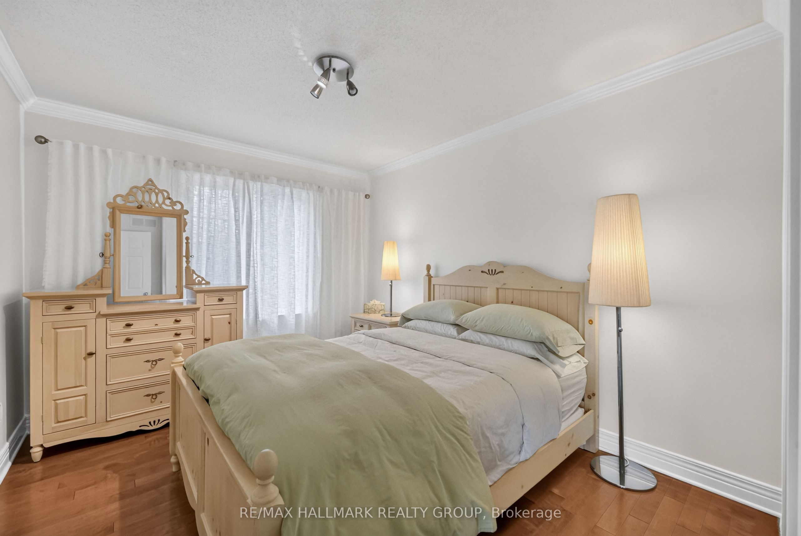 615 Aquaview Drive Property Photo 21
