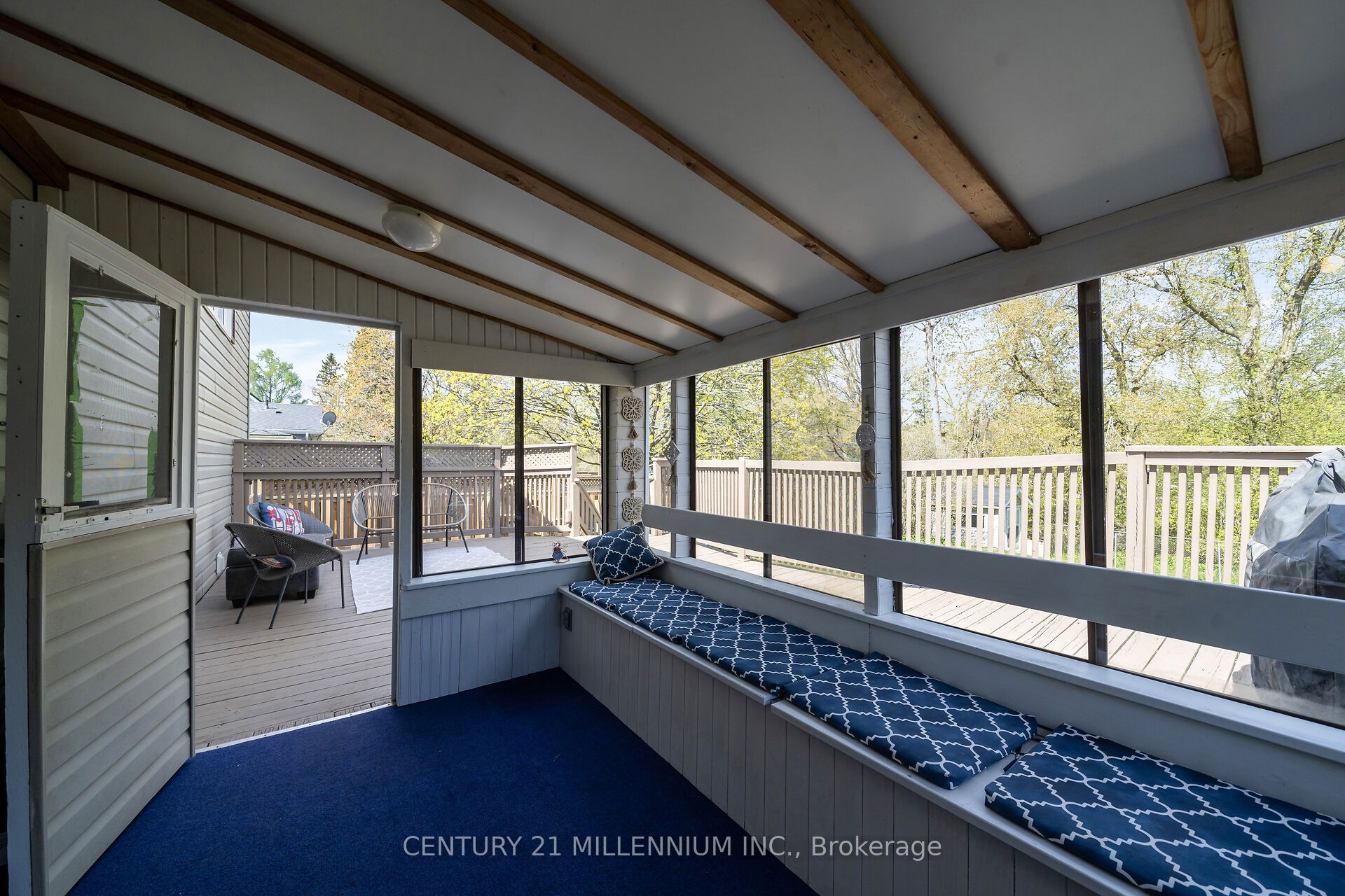 83 Douglas Crescent Property Photo 30