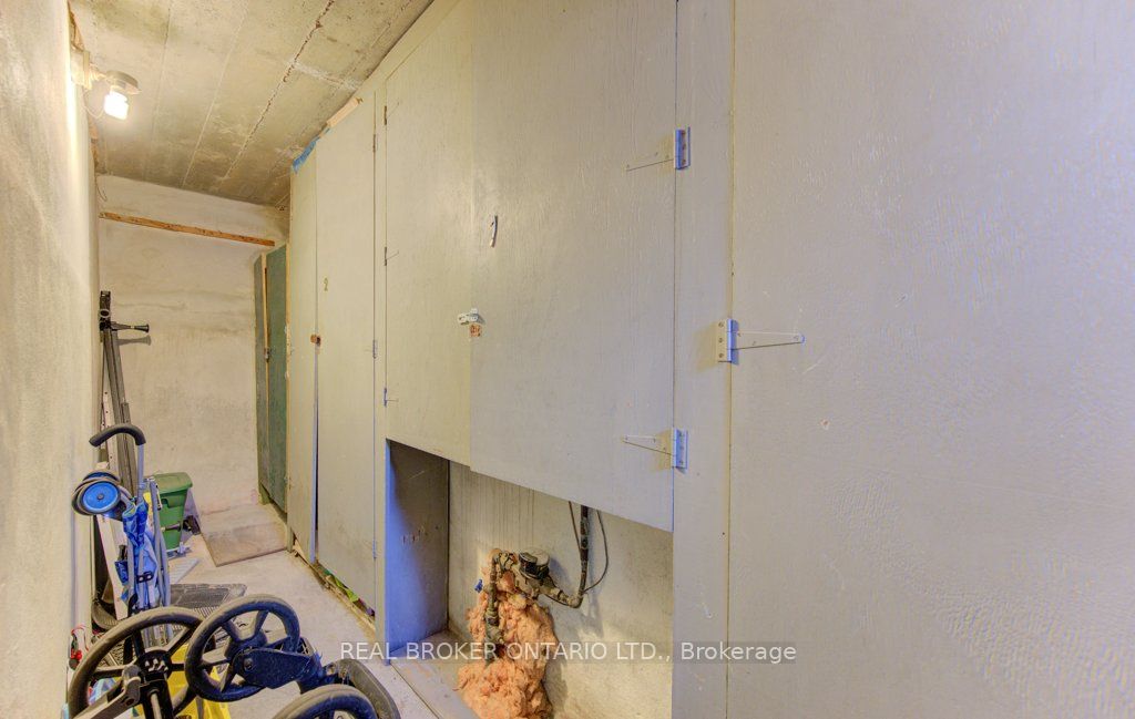 109 Eton Drive Property Photo 5