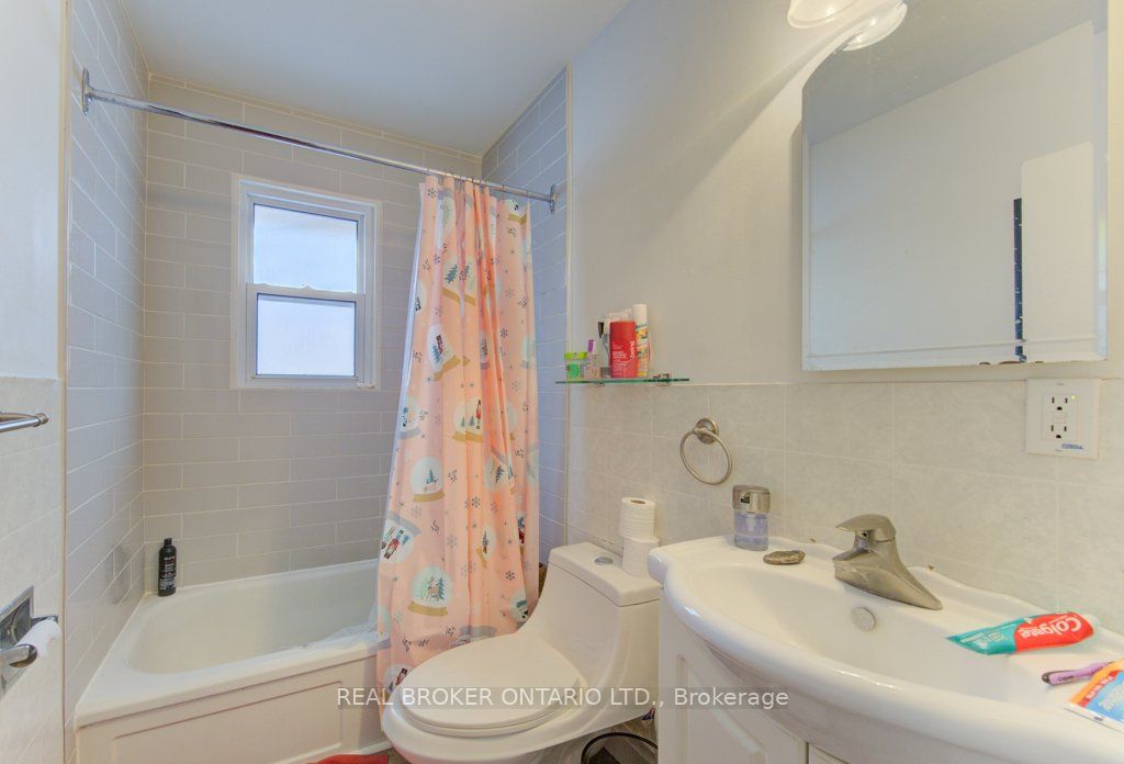 109 Eton Drive Property Photo 26