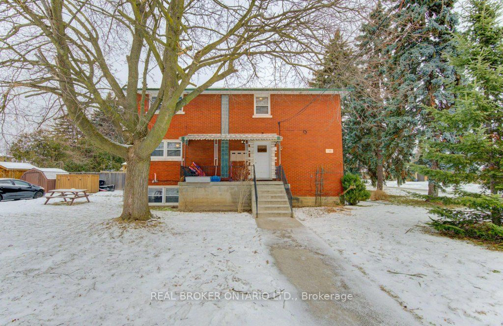 109 Eton Drive Property Photo 40