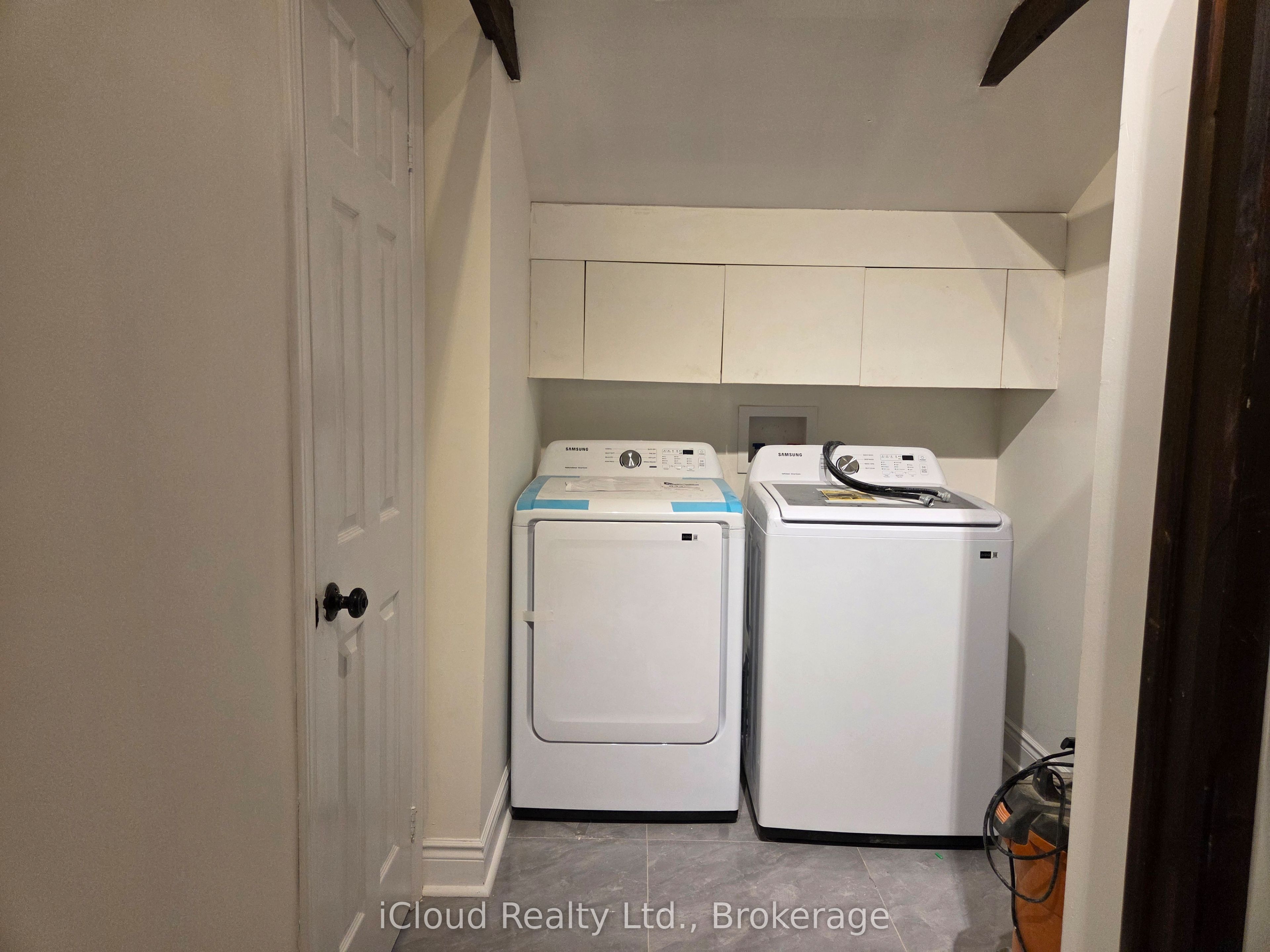 351521 17th Line Property Photo 16