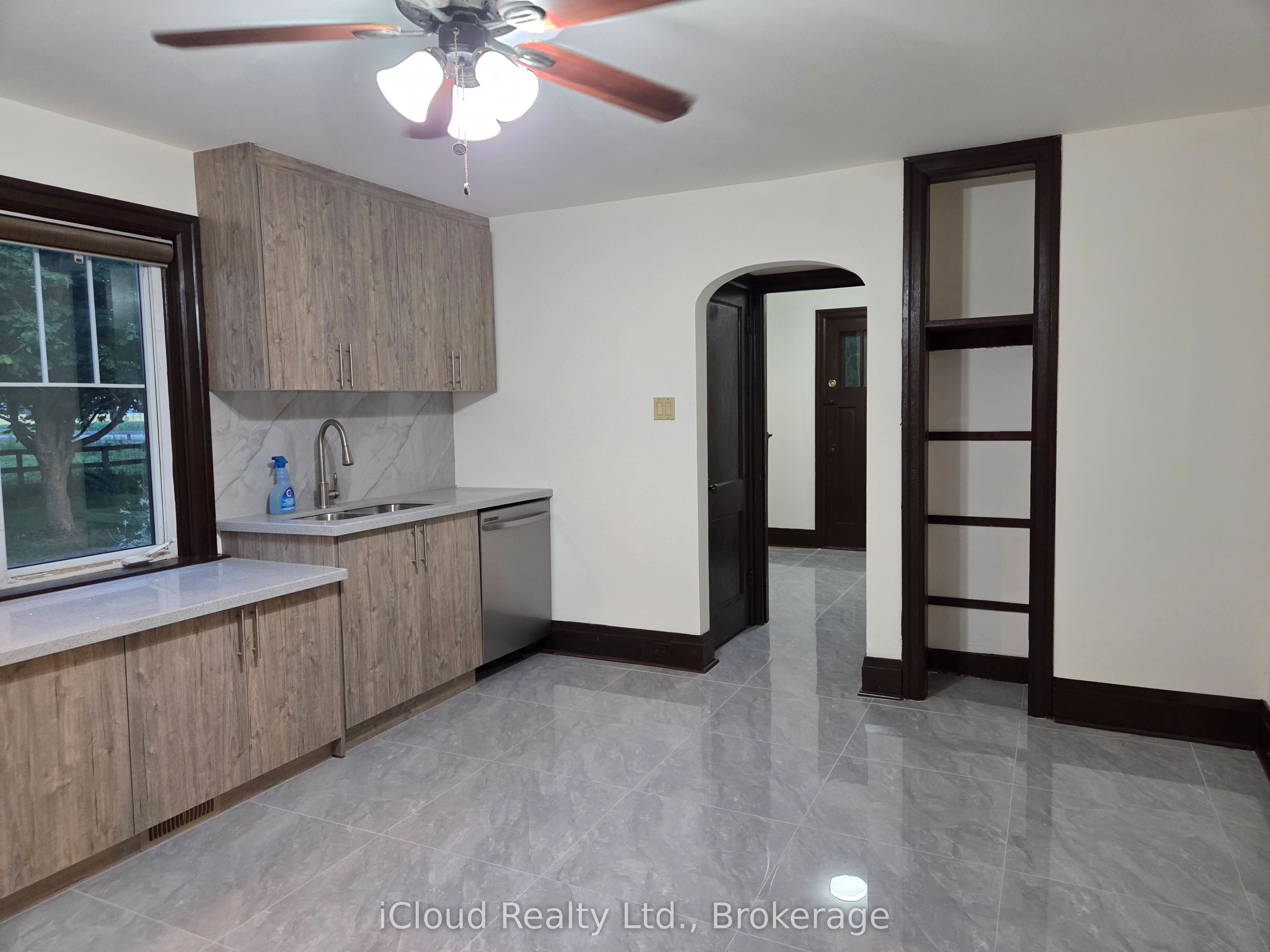 351521 17th Line Property Photo 17