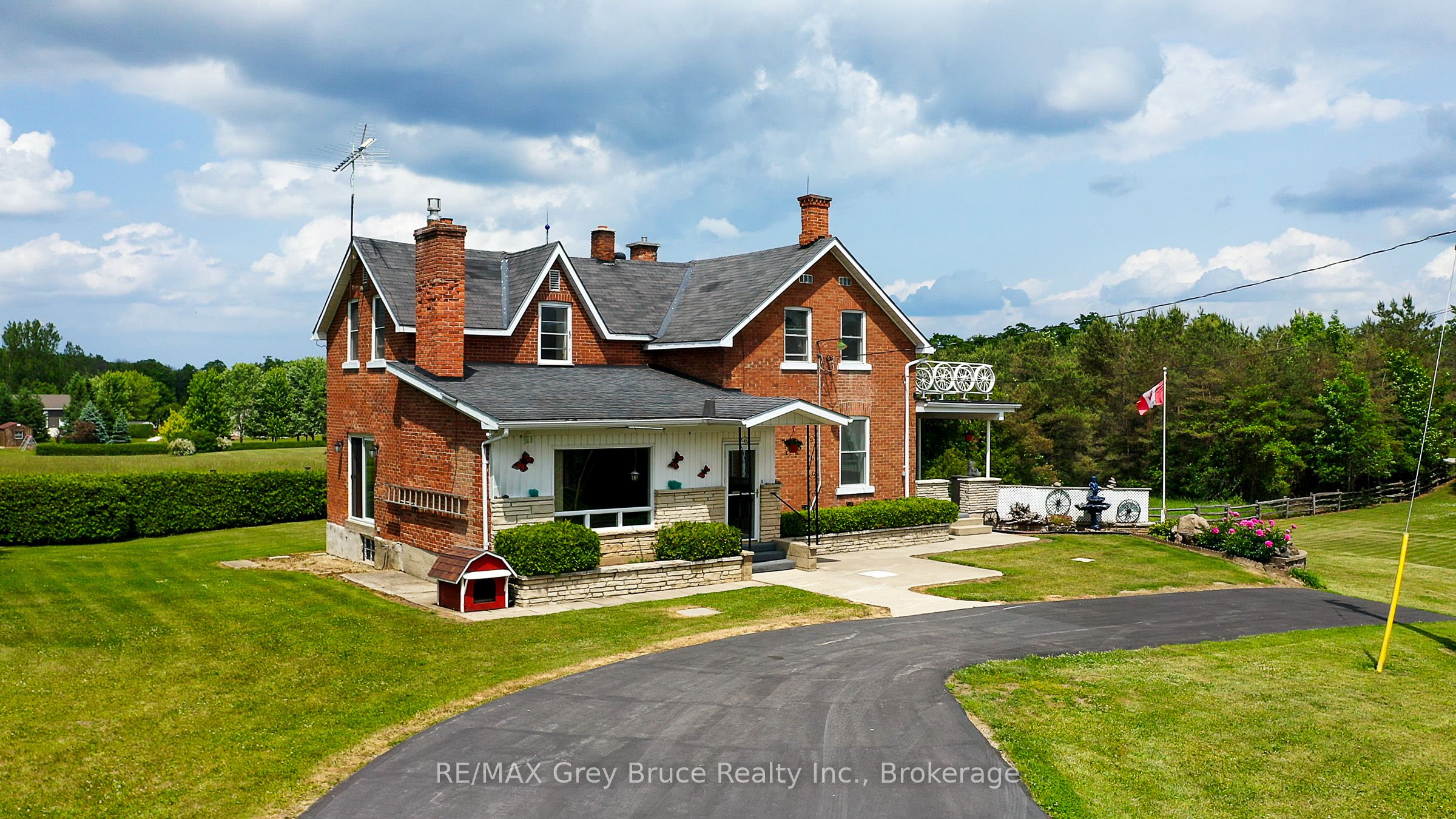 319144 Grey Road 1 Property Photo 2