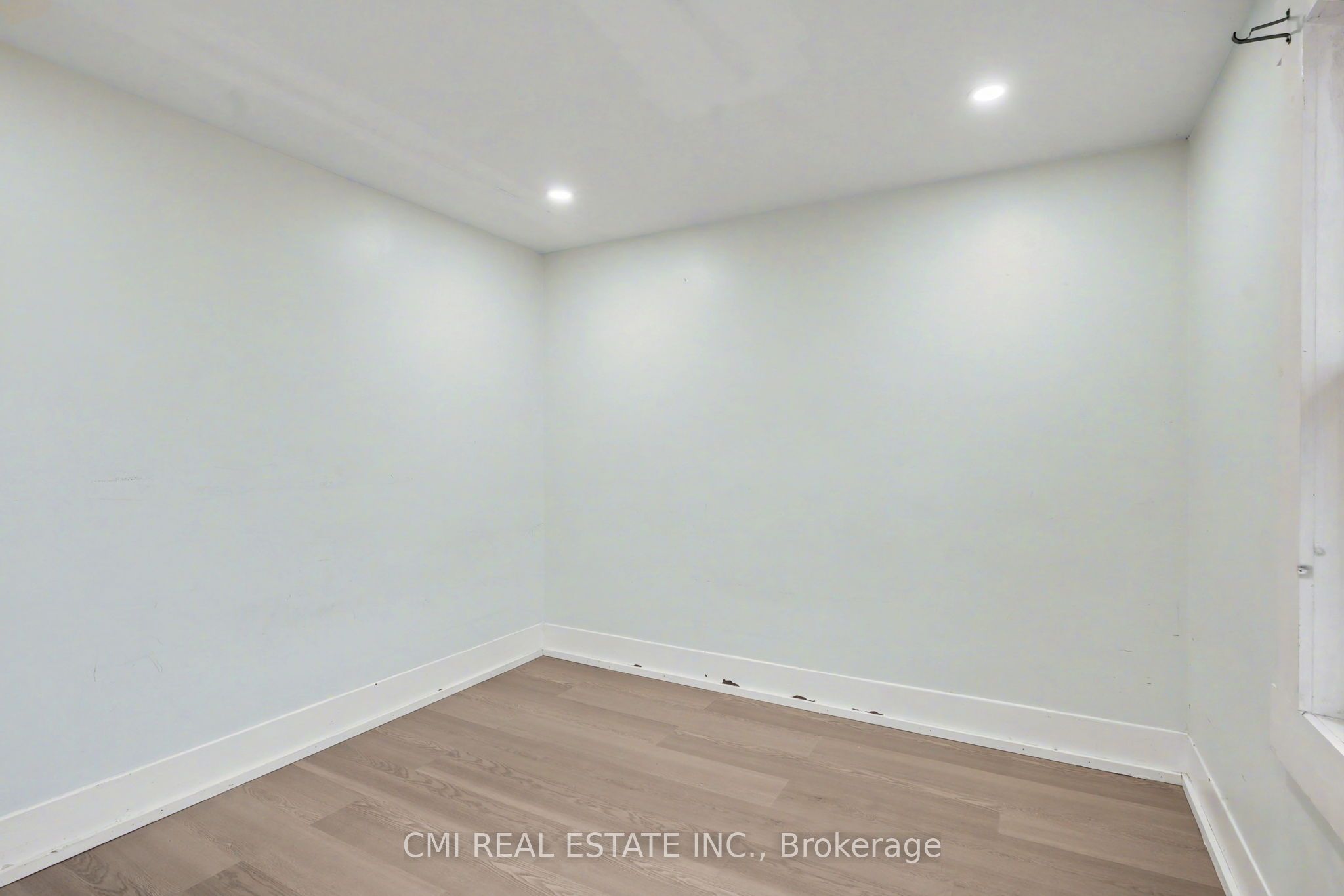4824 Fourth Avenue Property Photo 25