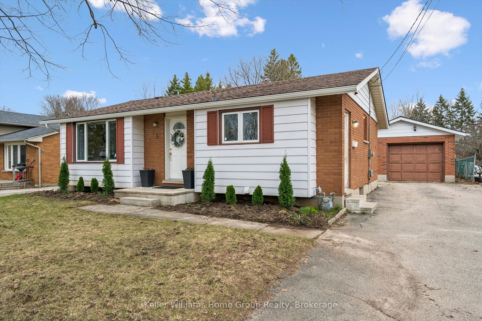 23 Hastings Boulevard Property Photo 11