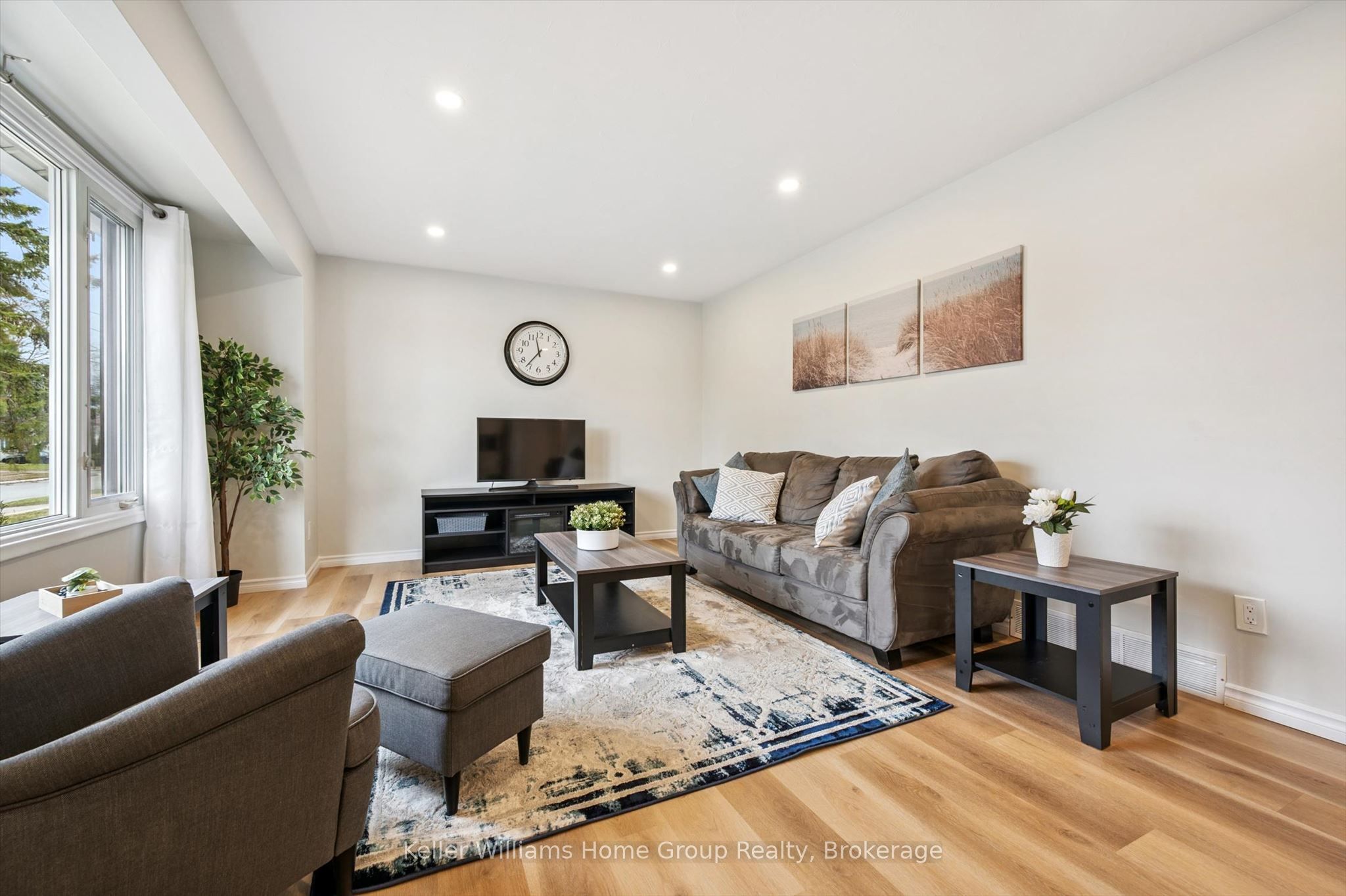 23 Hastings Boulevard Property Photo 18
