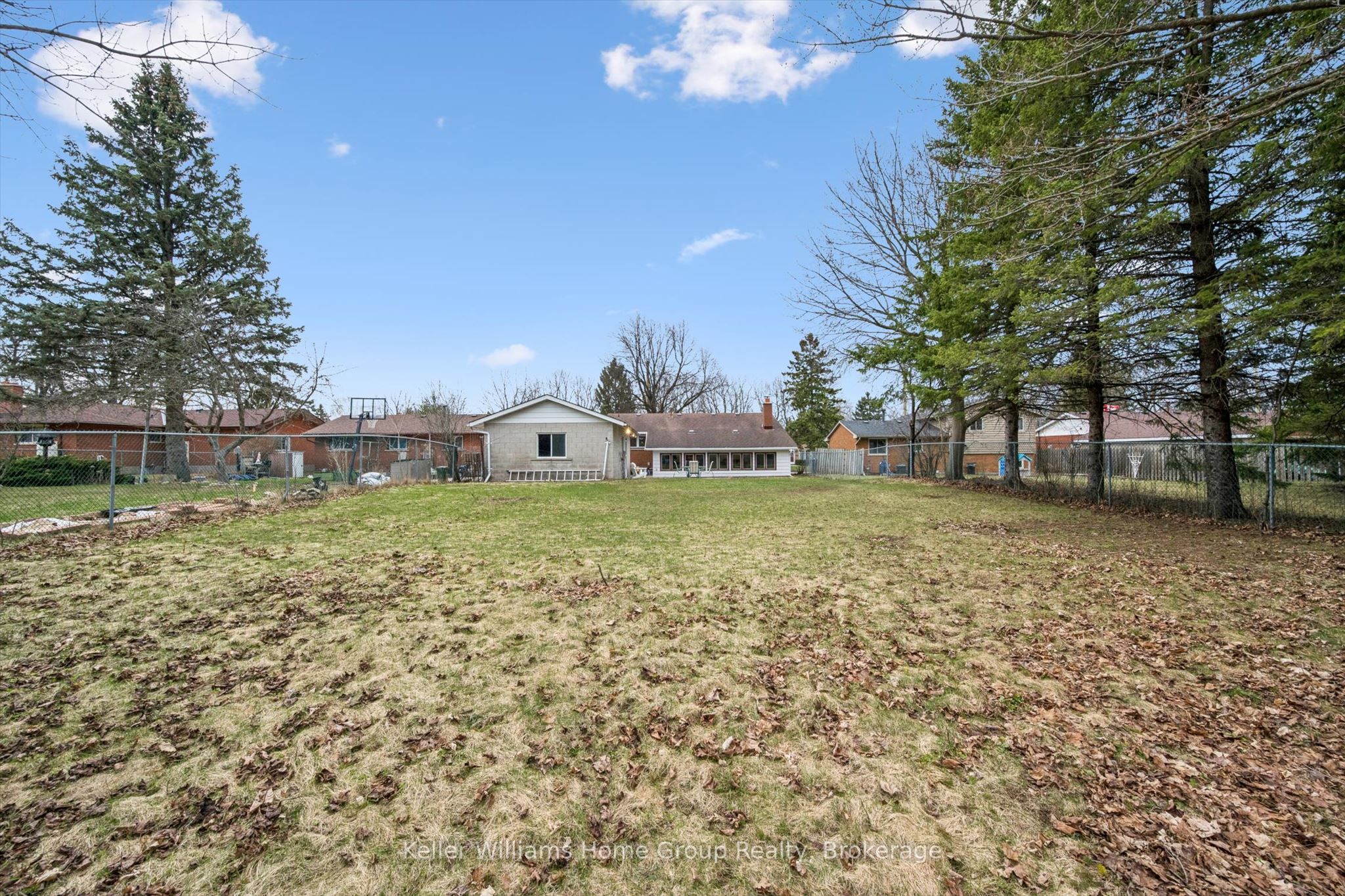 23 Hastings Boulevard Property Photo 44