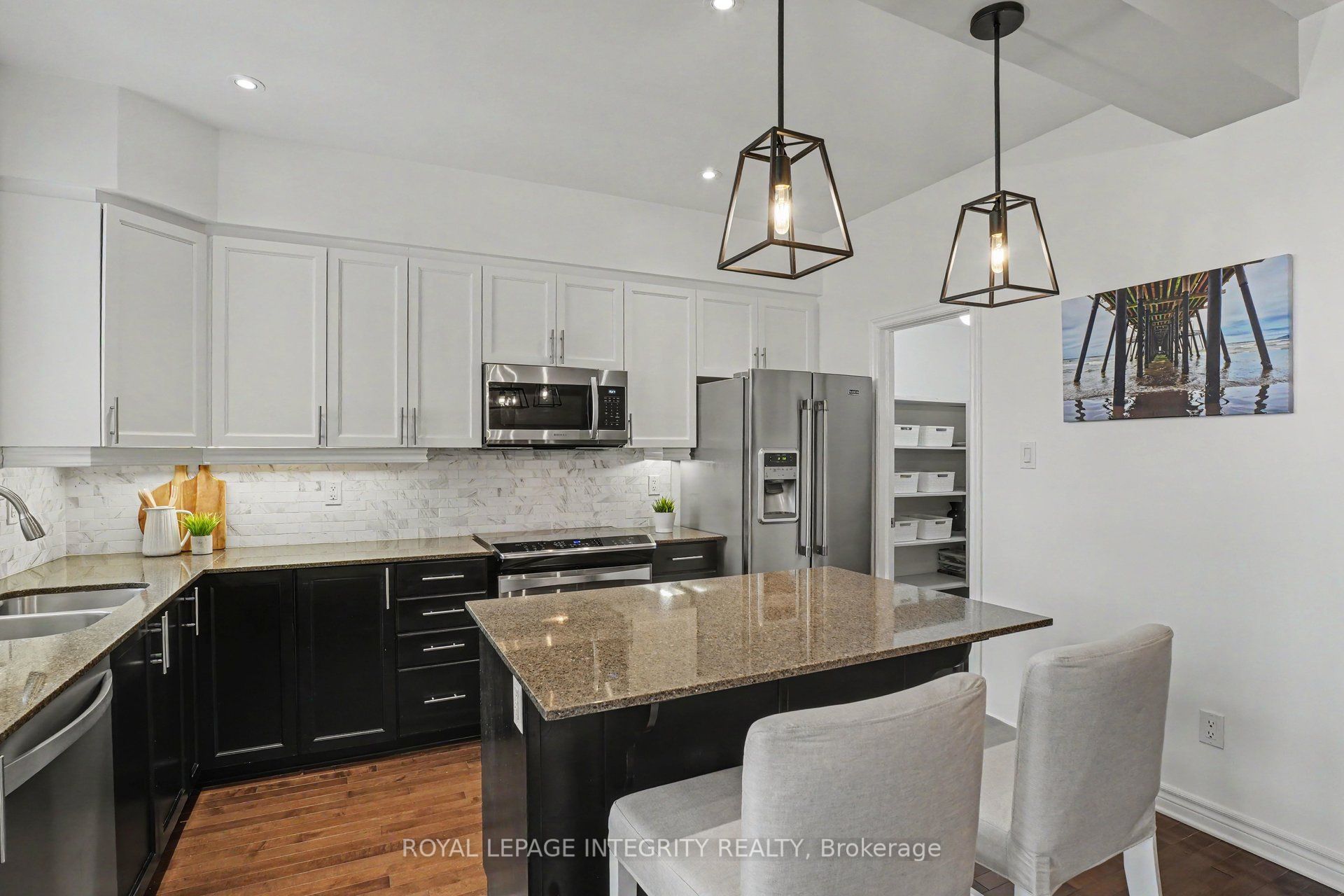 563 Remnor Avenue Property Photo 12