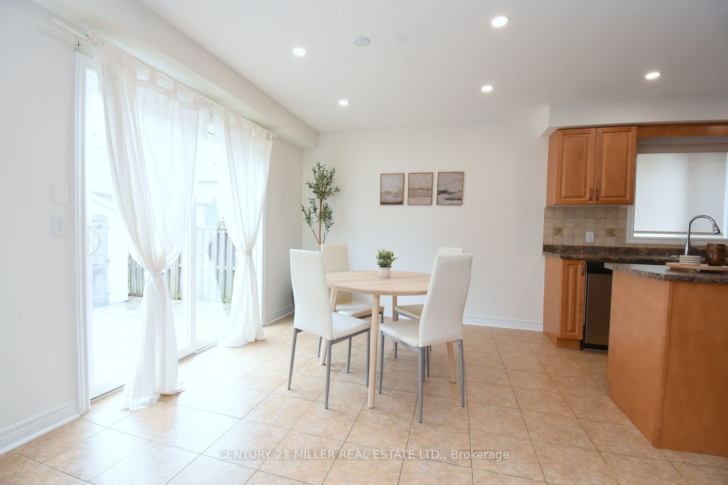 115 Bocelli Crescent Property Photo 12