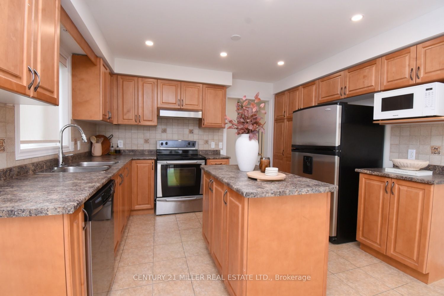 115 Bocelli Crescent Property Photo 14
