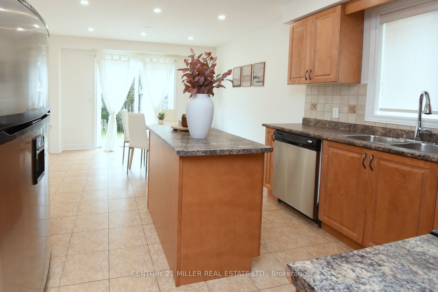 115 Bocelli Crescent Property Photo 16