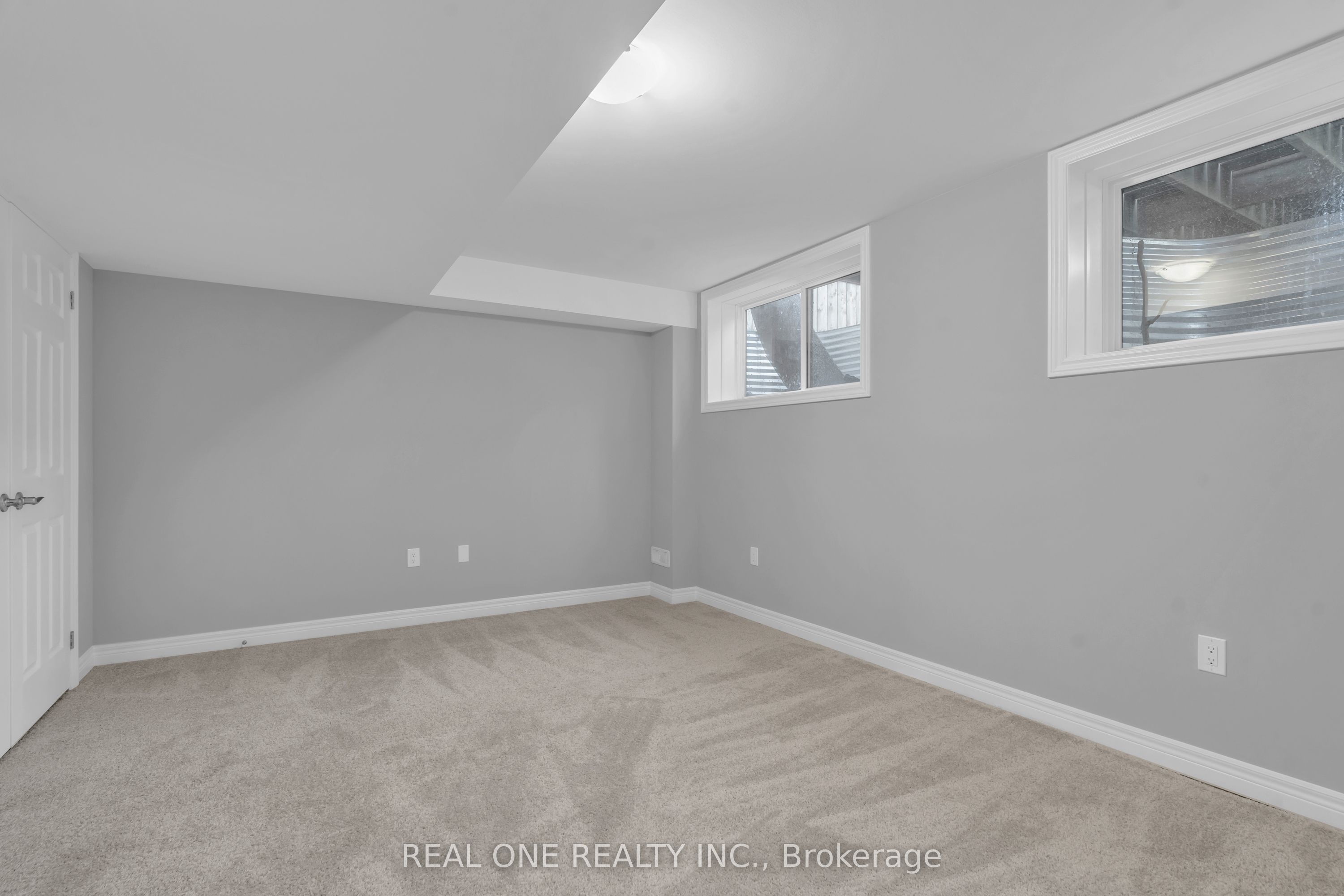 85 Mullin Drive 30a Property Photo 20