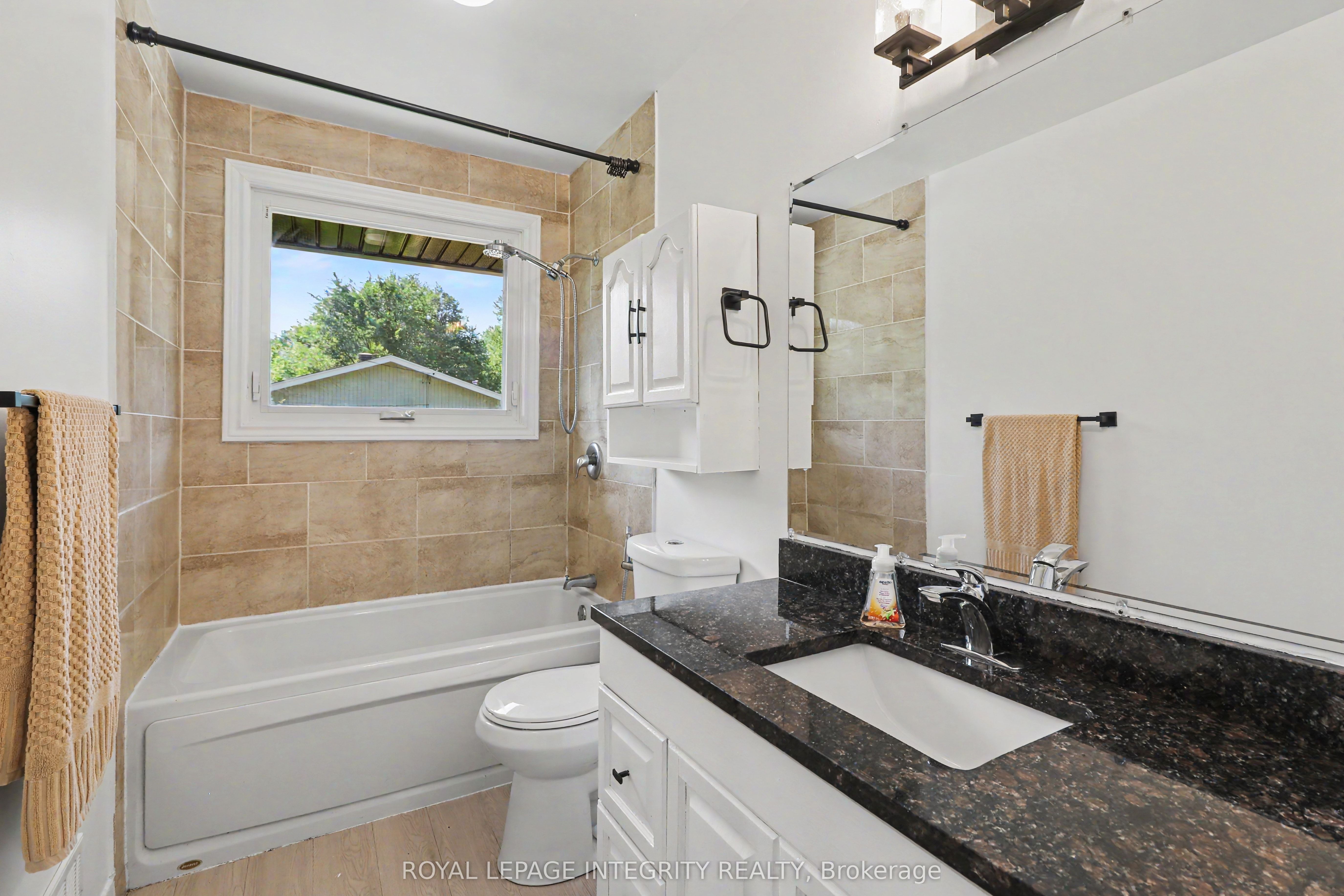 1034 Walkley Road Property Photo 15