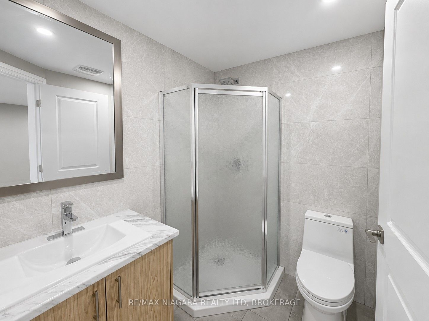 143 Westchester Crescent B1 Property Photo 4